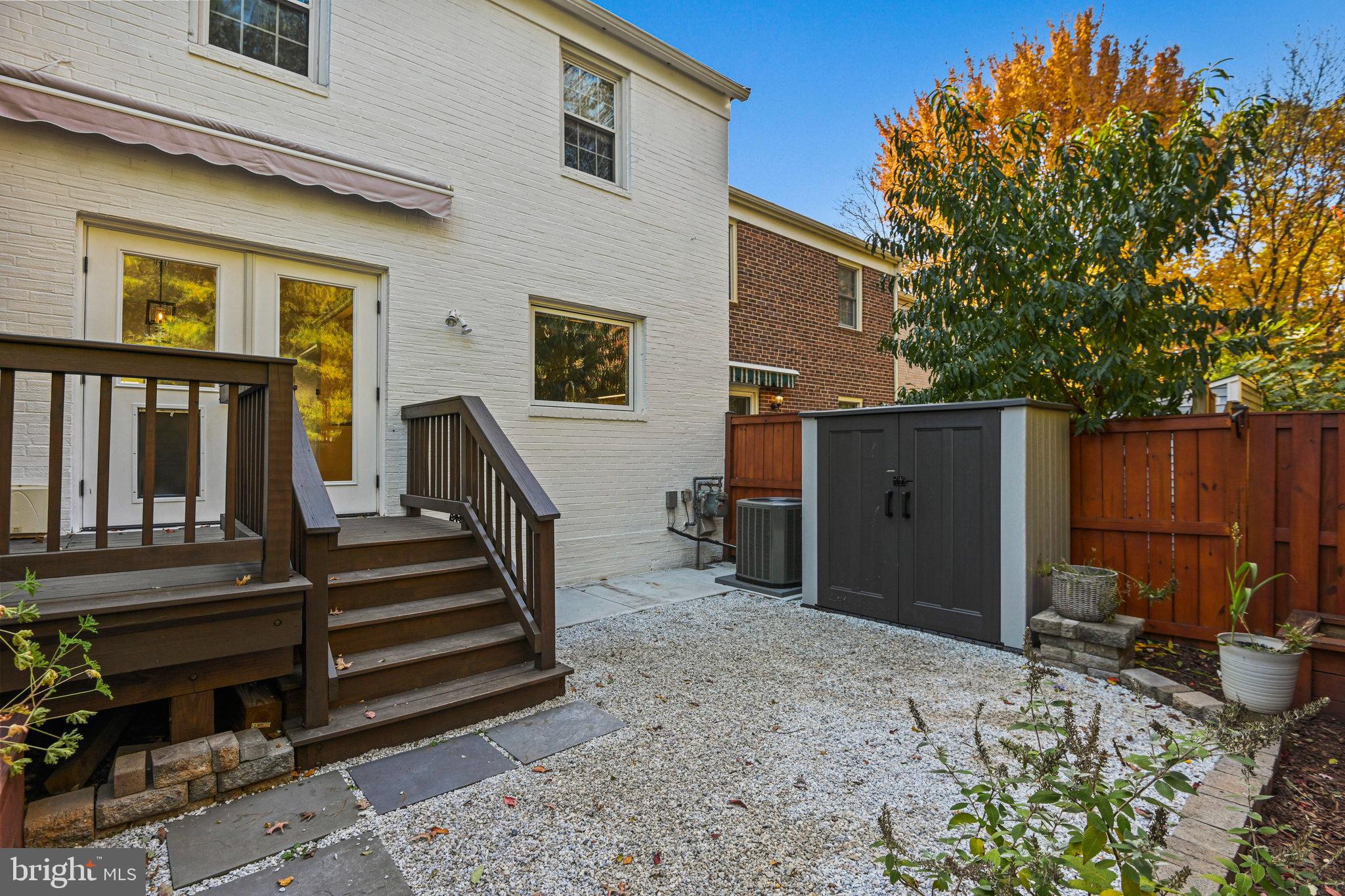 2314 WHEYSTONE COURT