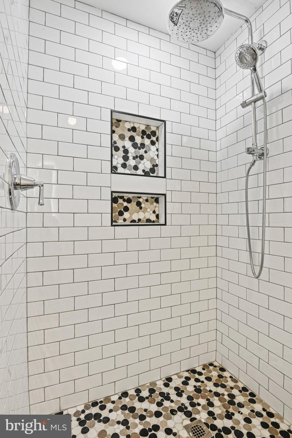 2314 WHEYSTONE COURT