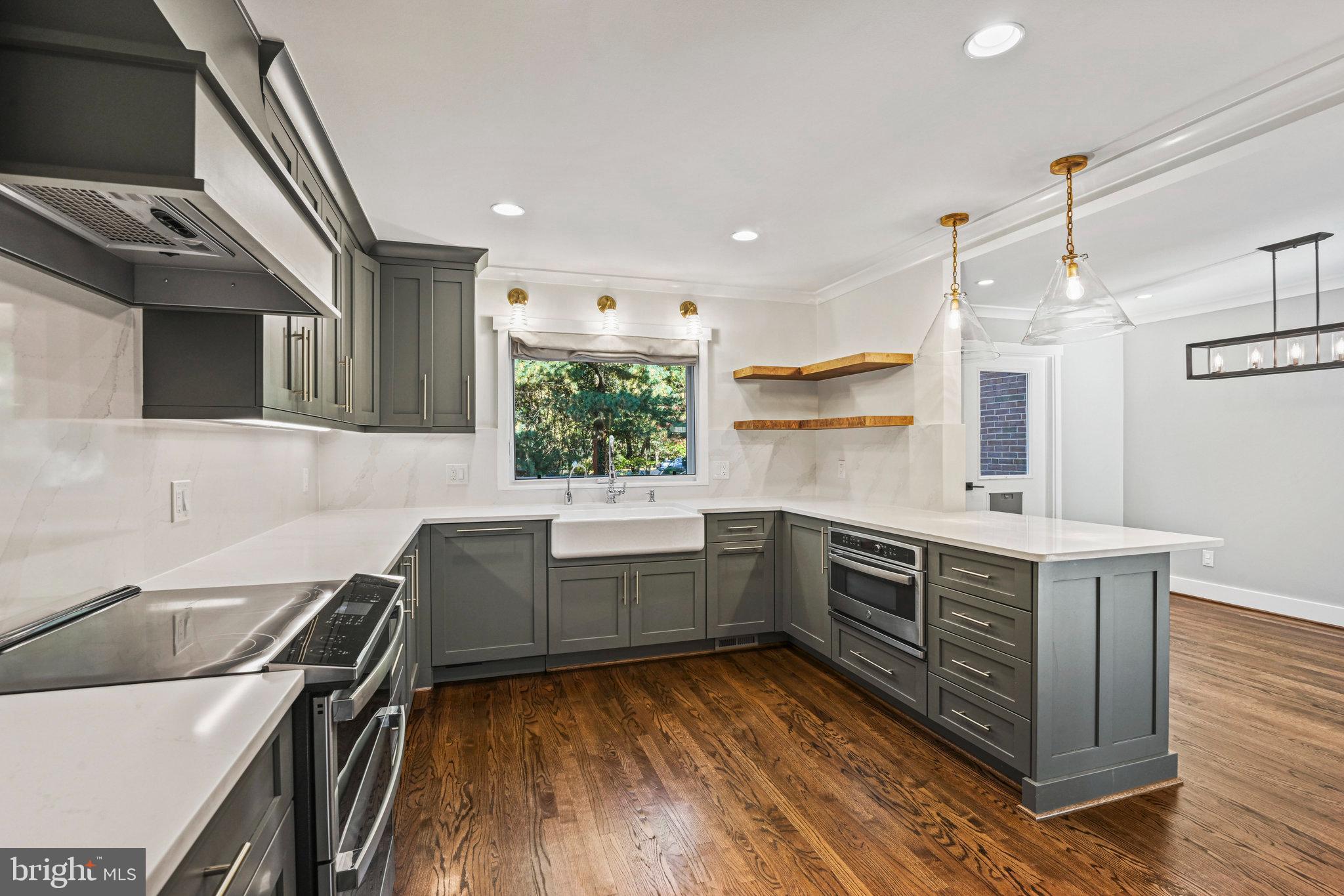 2314 WHEYSTONE COURT