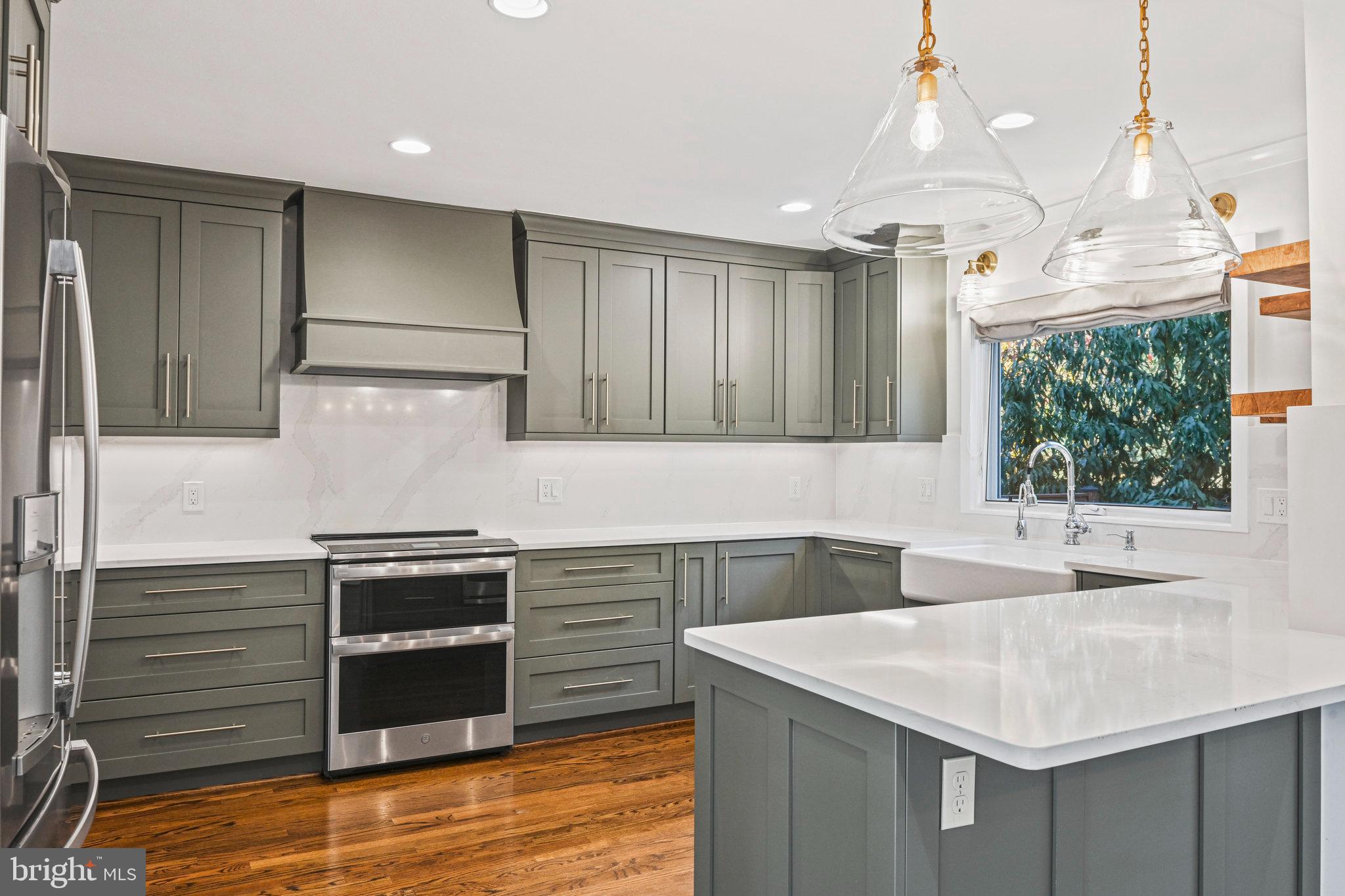 2314 WHEYSTONE COURT