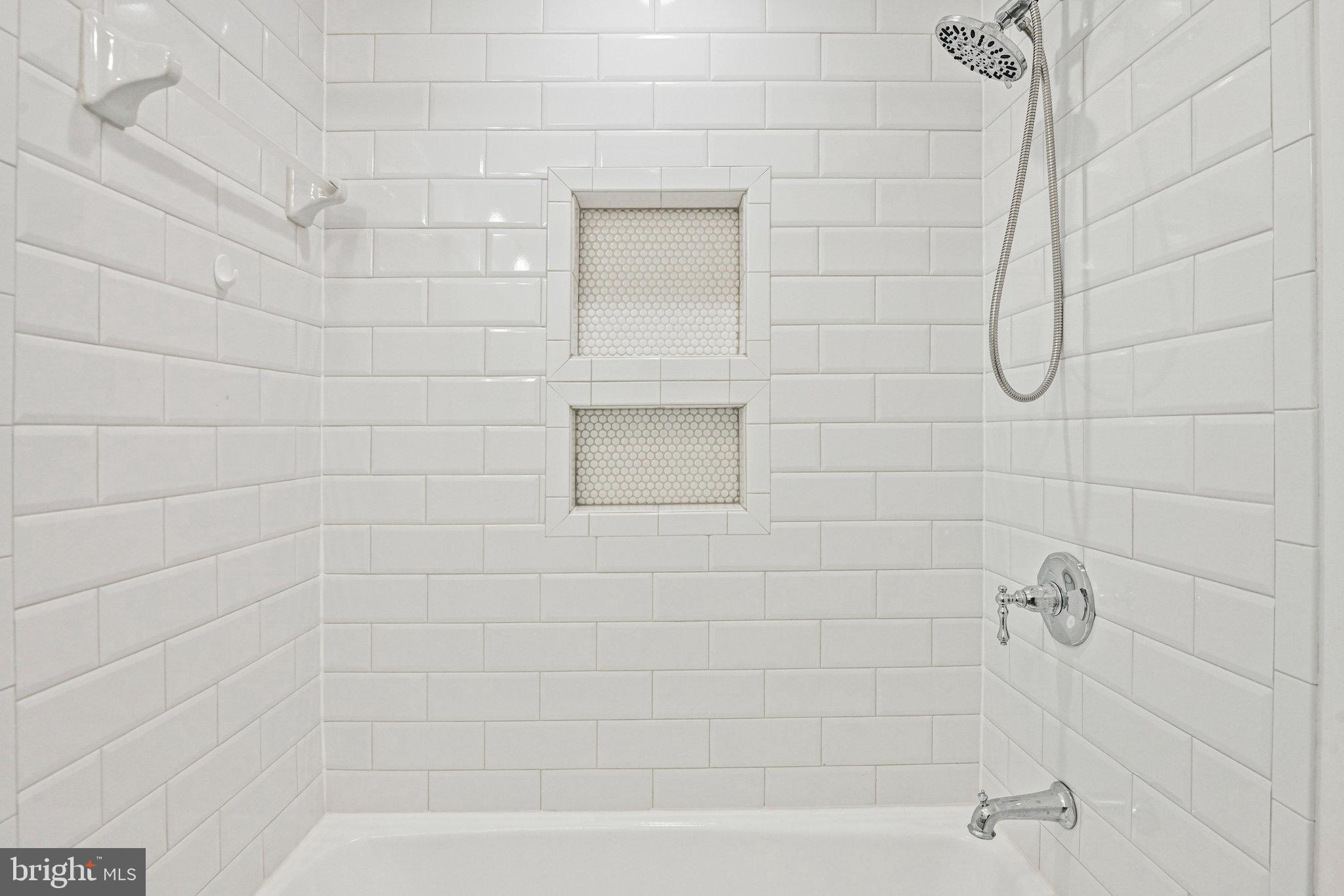 2314 WHEYSTONE COURT