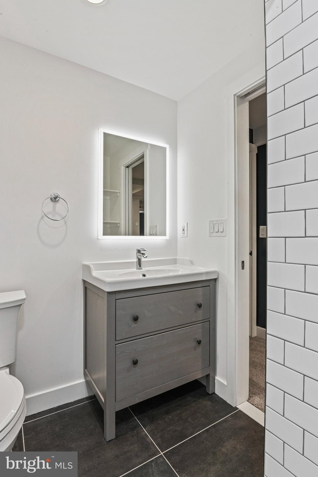 2314 WHEYSTONE COURT