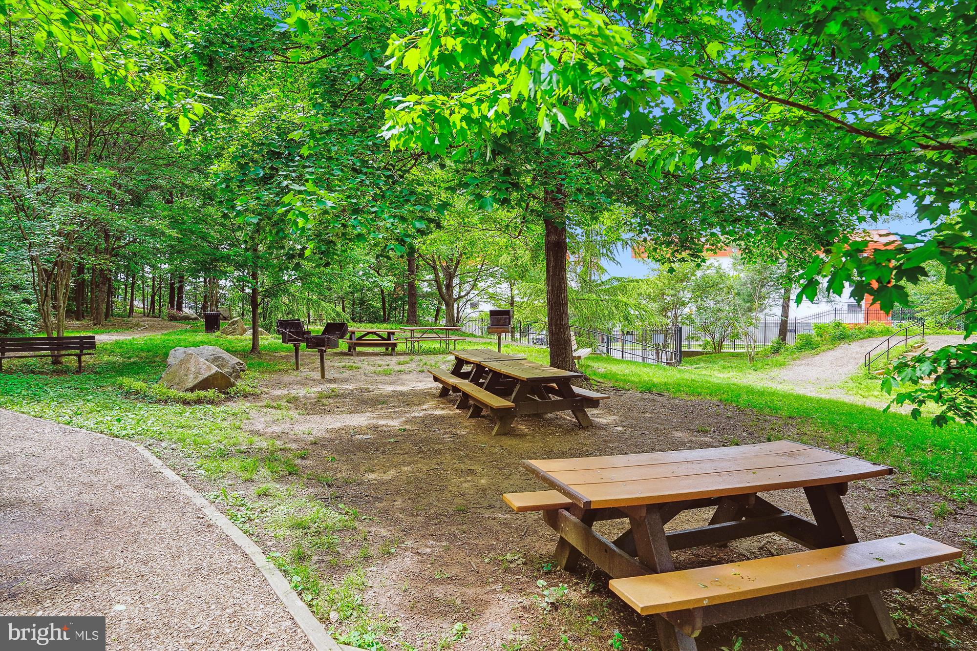 8340 GREENSBORO DR 618