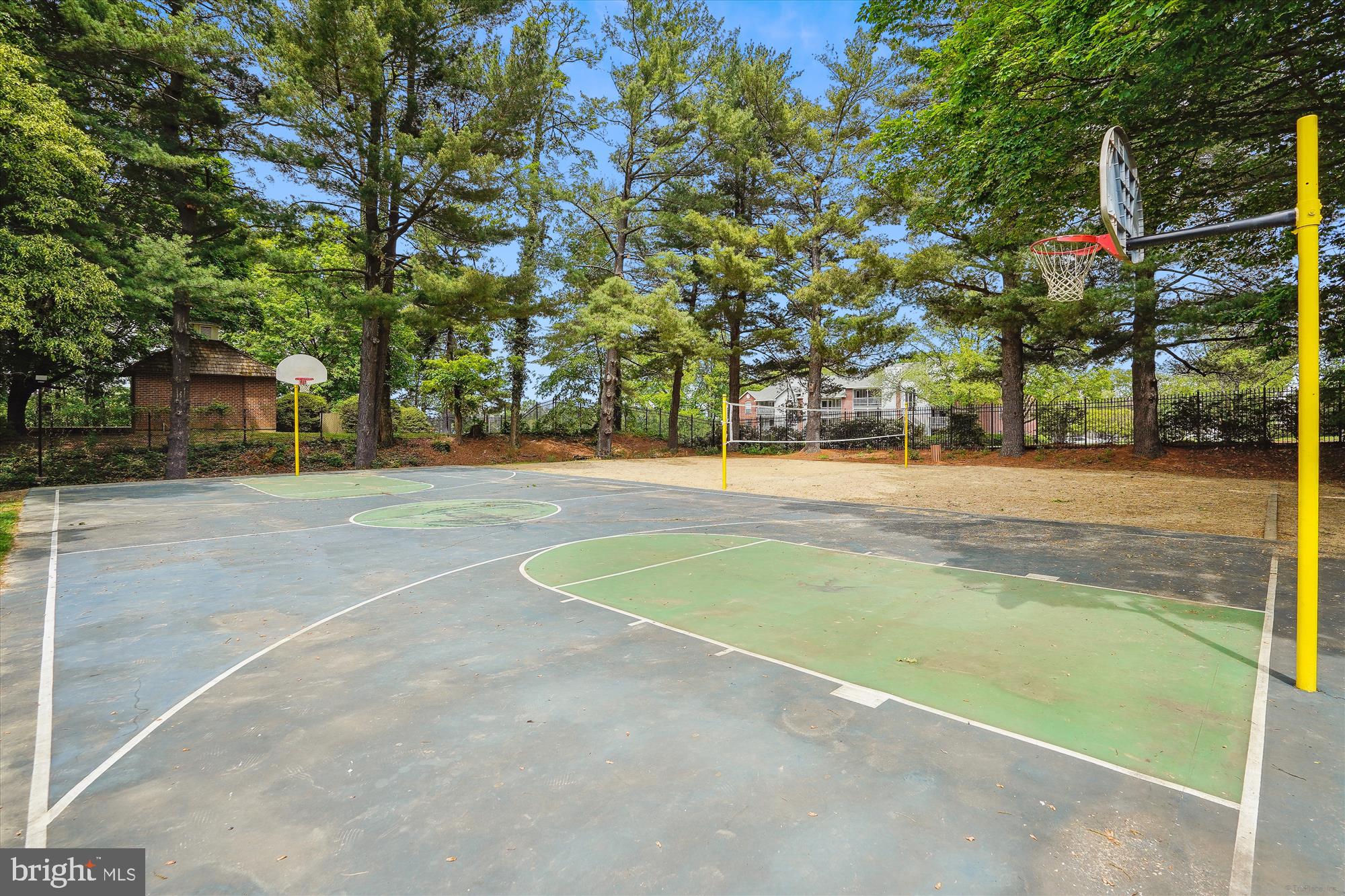 8340 GREENSBORO DR 618