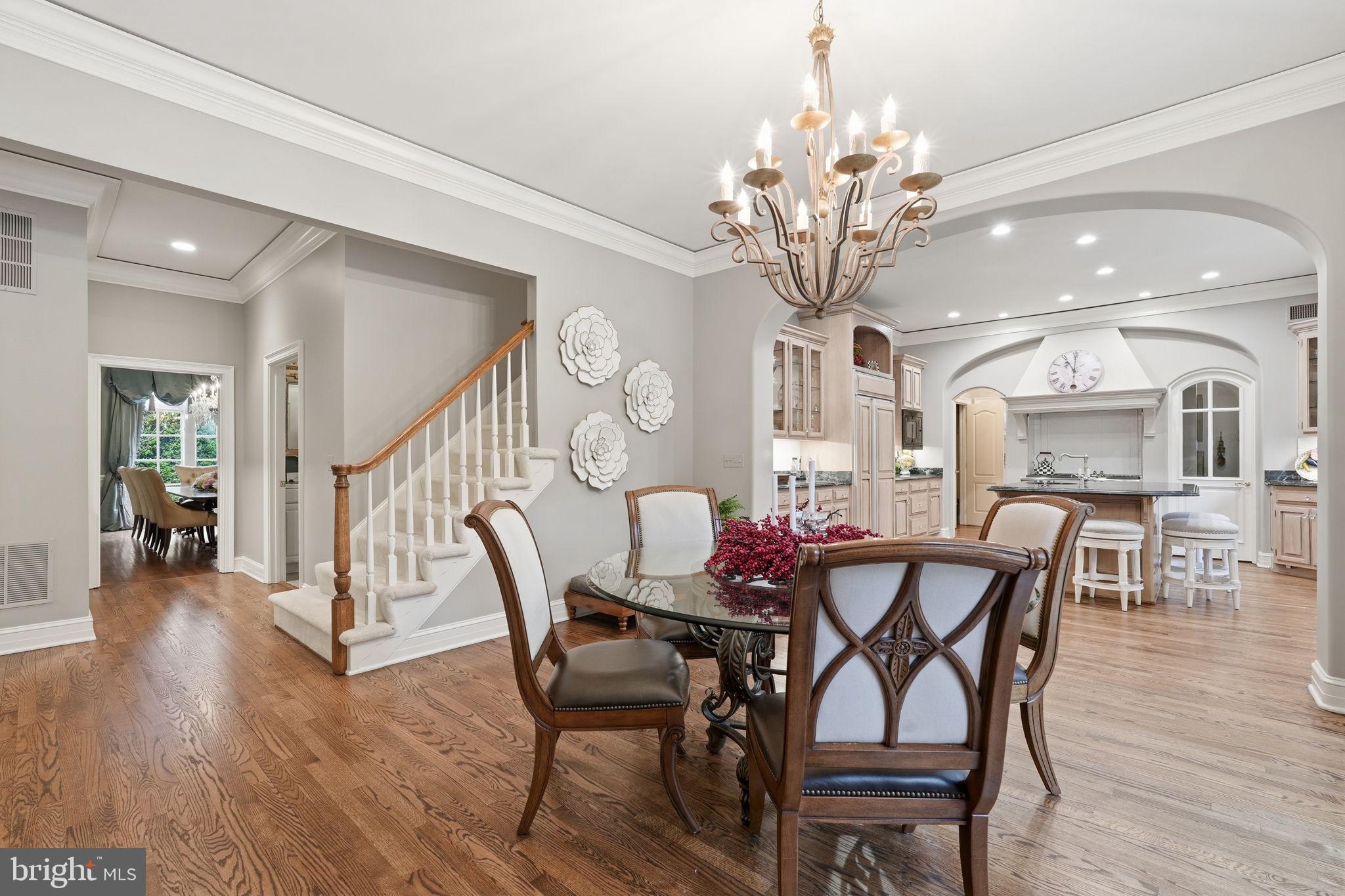 1204 DAVISWOOD DRIVE
