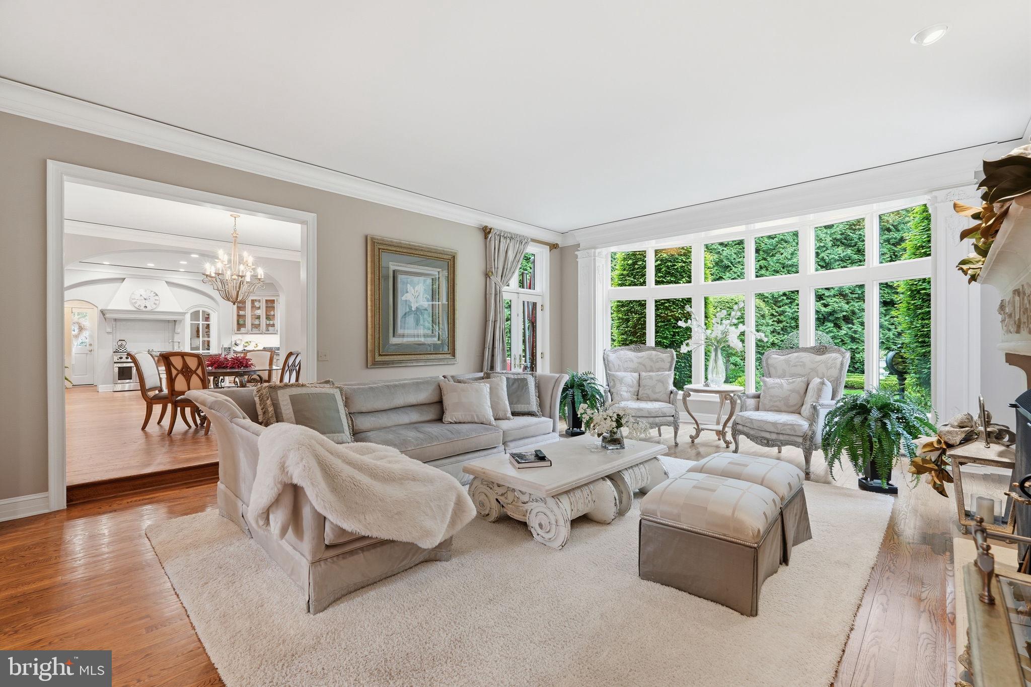 1204 DAVISWOOD DRIVE