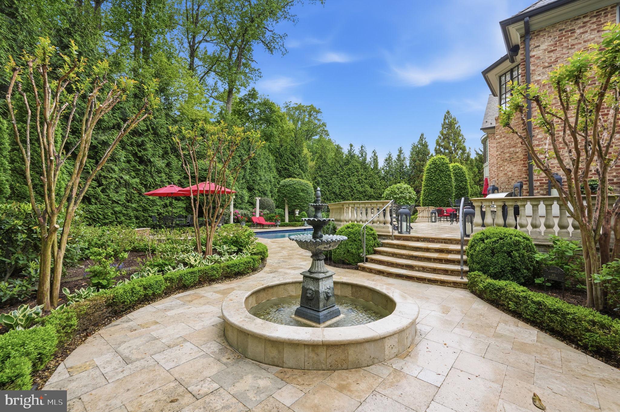 1204 DAVISWOOD DRIVE