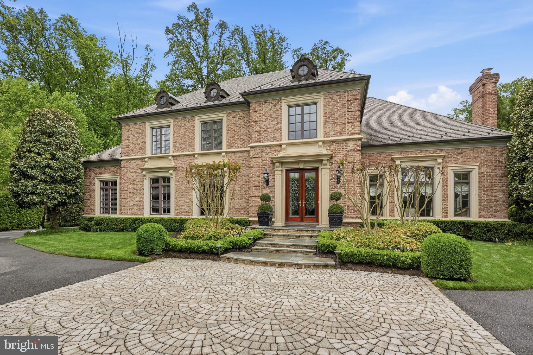 1204 DAVISWOOD DRIVE