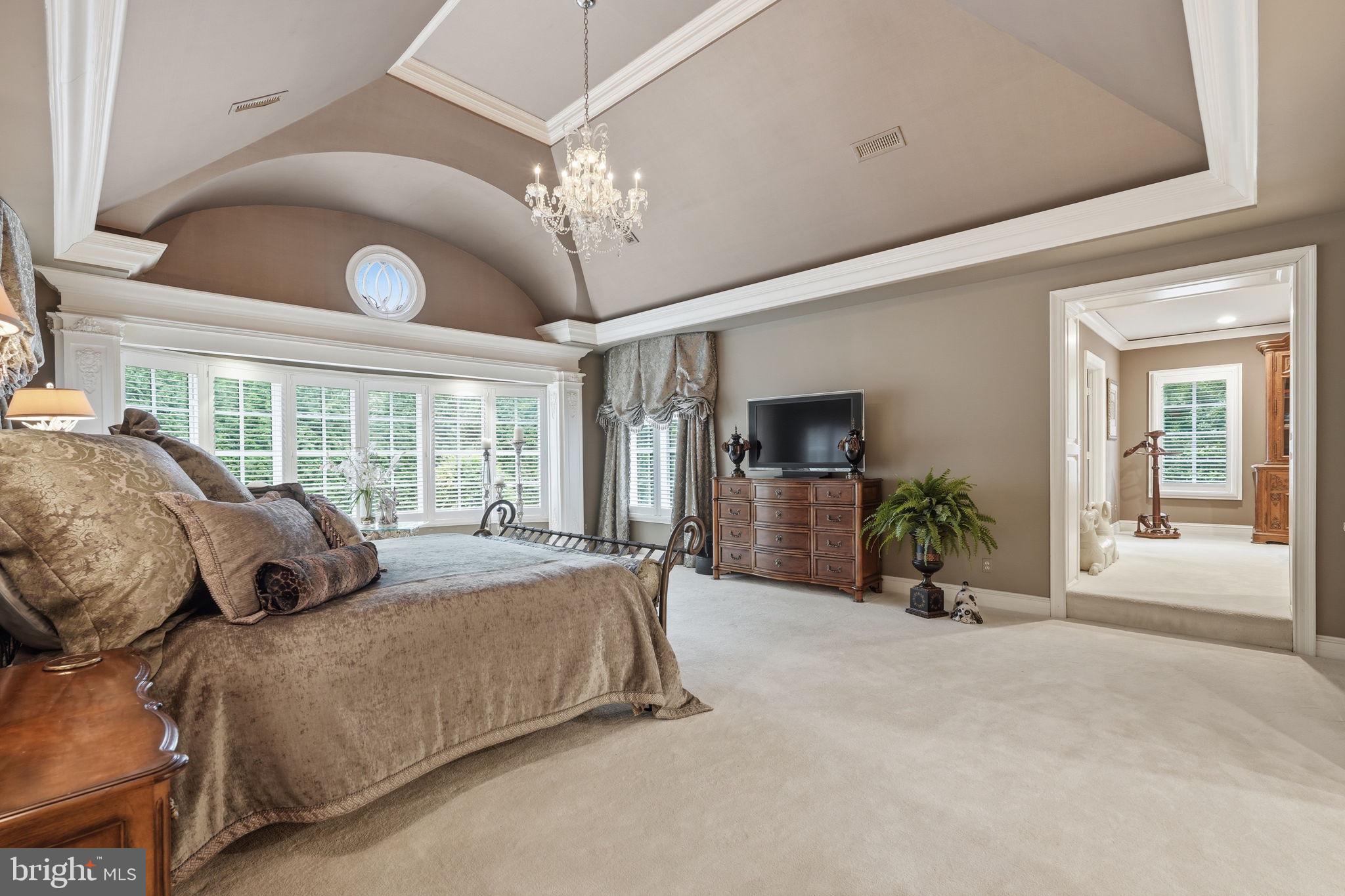 1204 DAVISWOOD DRIVE