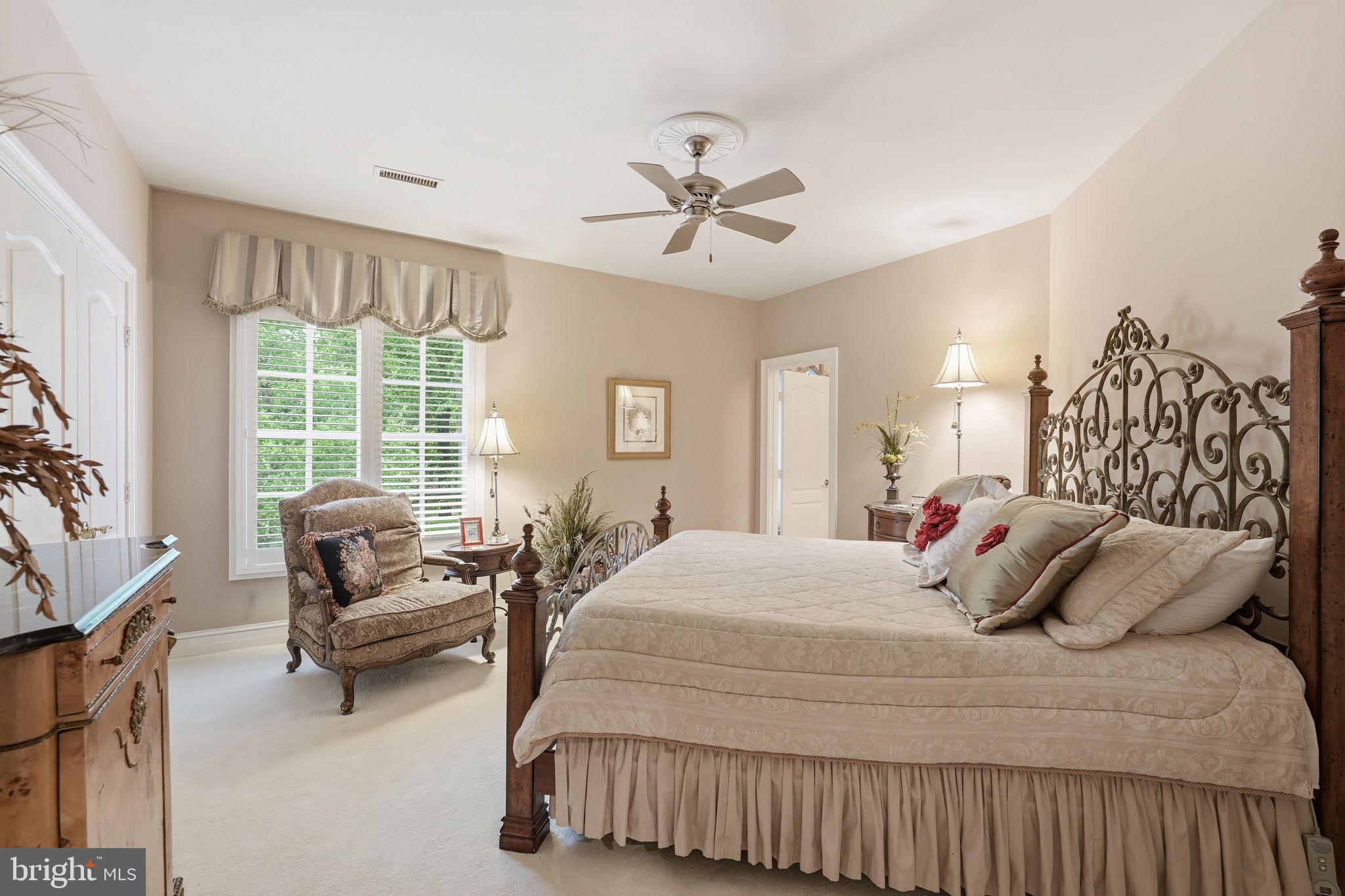 1204 DAVISWOOD DRIVE