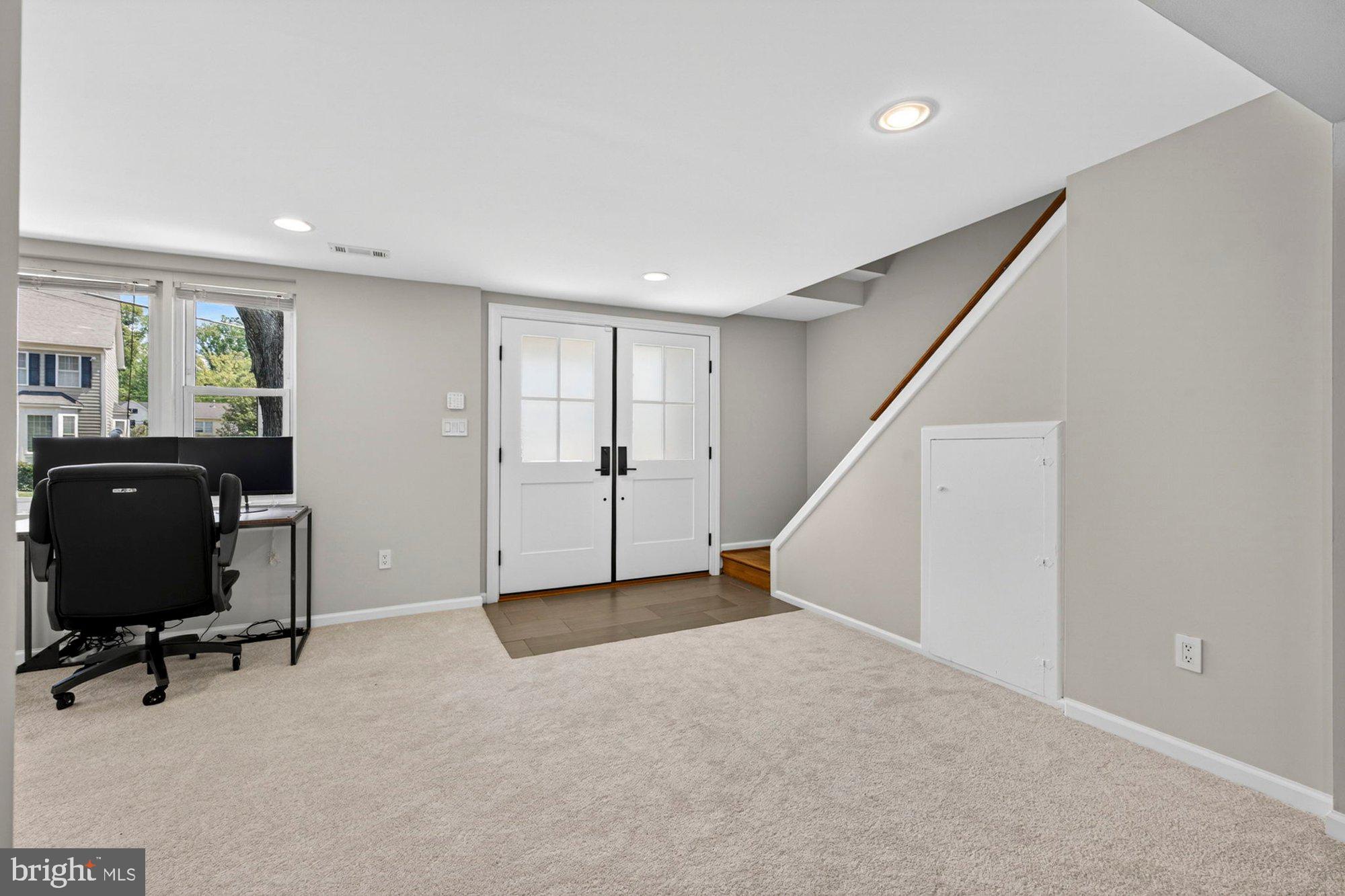 1109 HILLCREST DRIVE SW