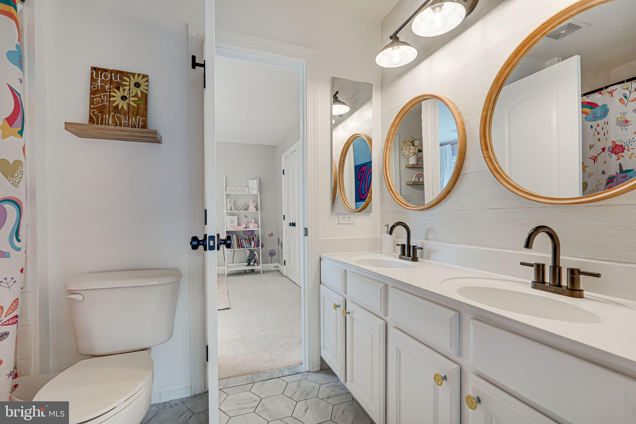 24124 Shady Knoll Cir