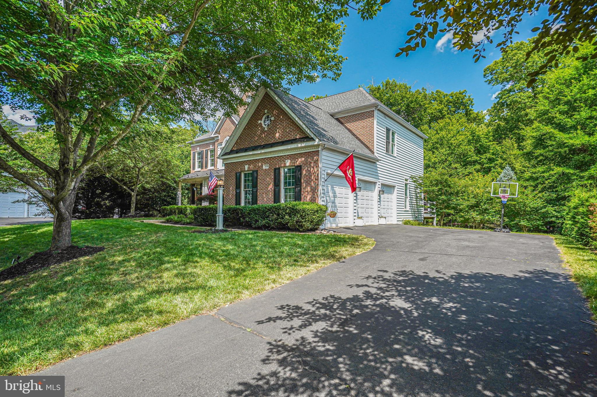 24124 Shady Knoll Cir