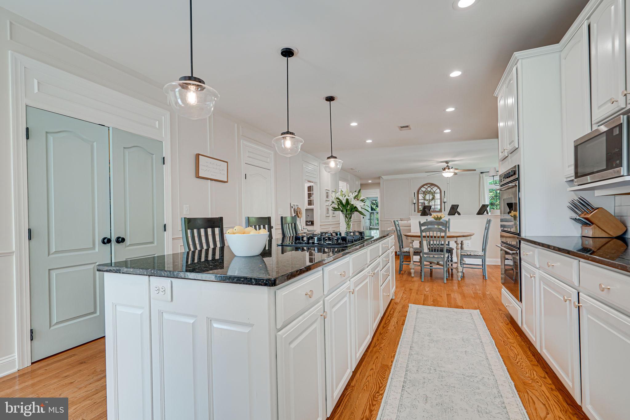 24124 Shady Knoll Cir