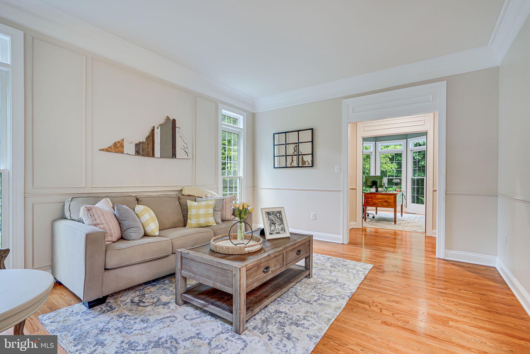 24124 Shady Knoll Cir