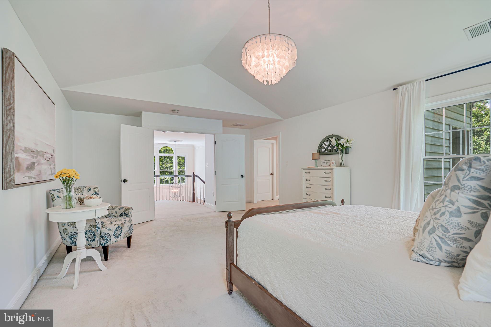 24124 Shady Knoll Cir