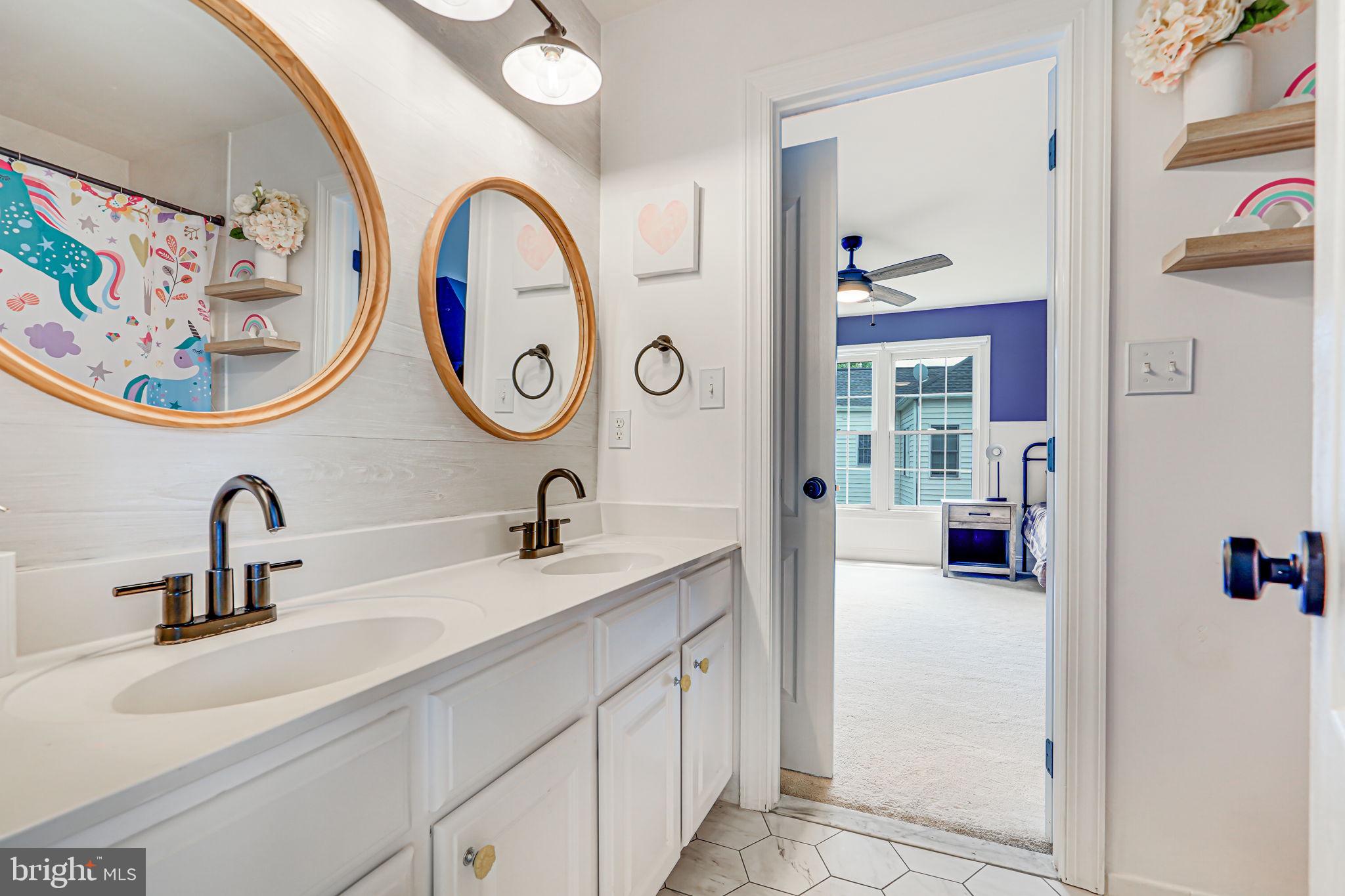 24124 Shady Knoll Cir