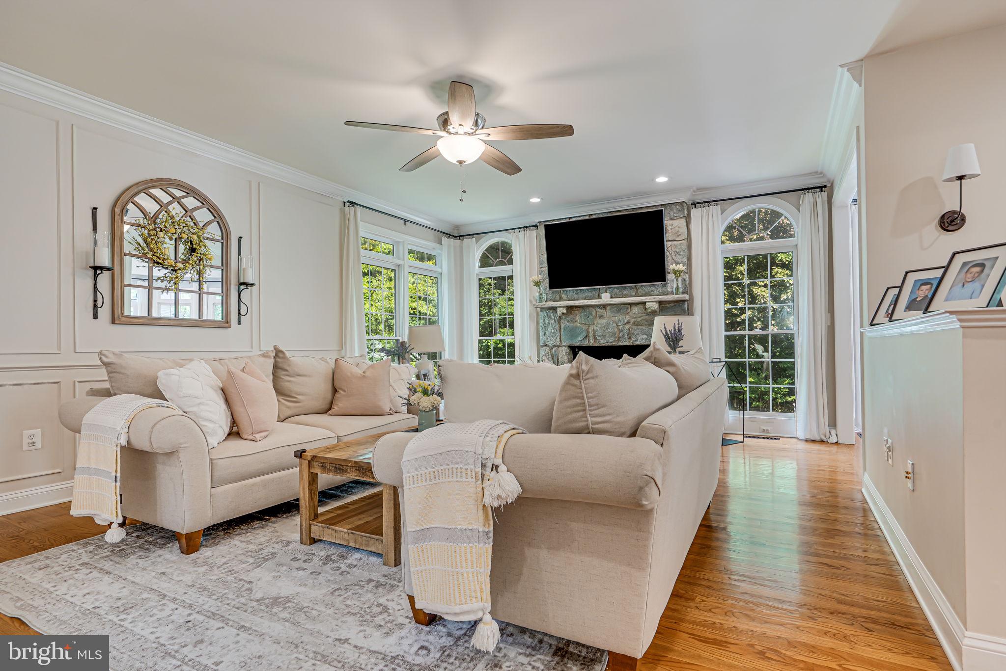 24124 Shady Knoll Cir