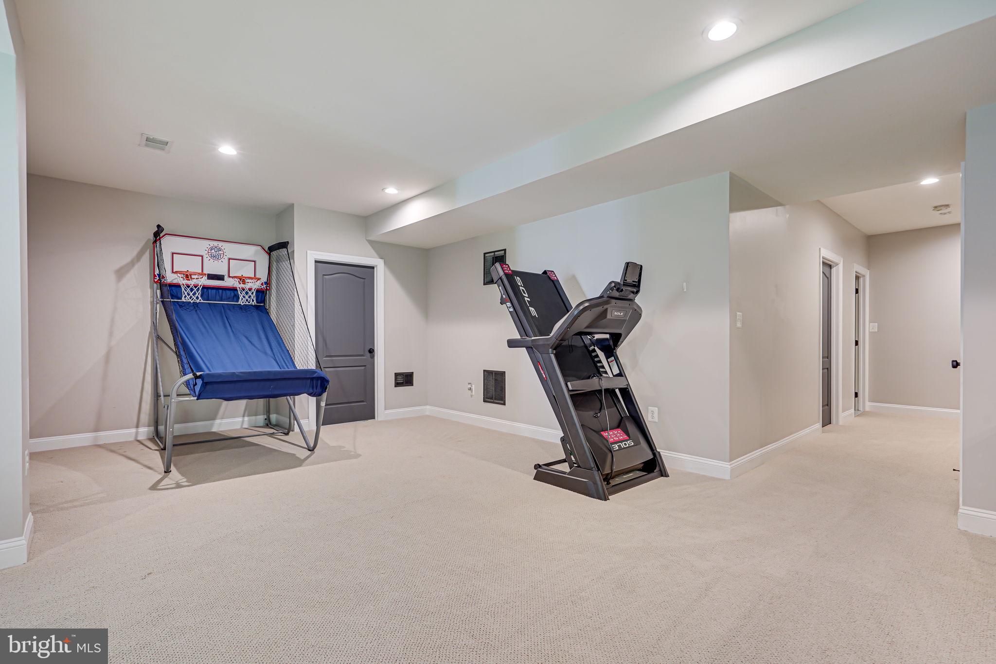 24124 Shady Knoll Cir