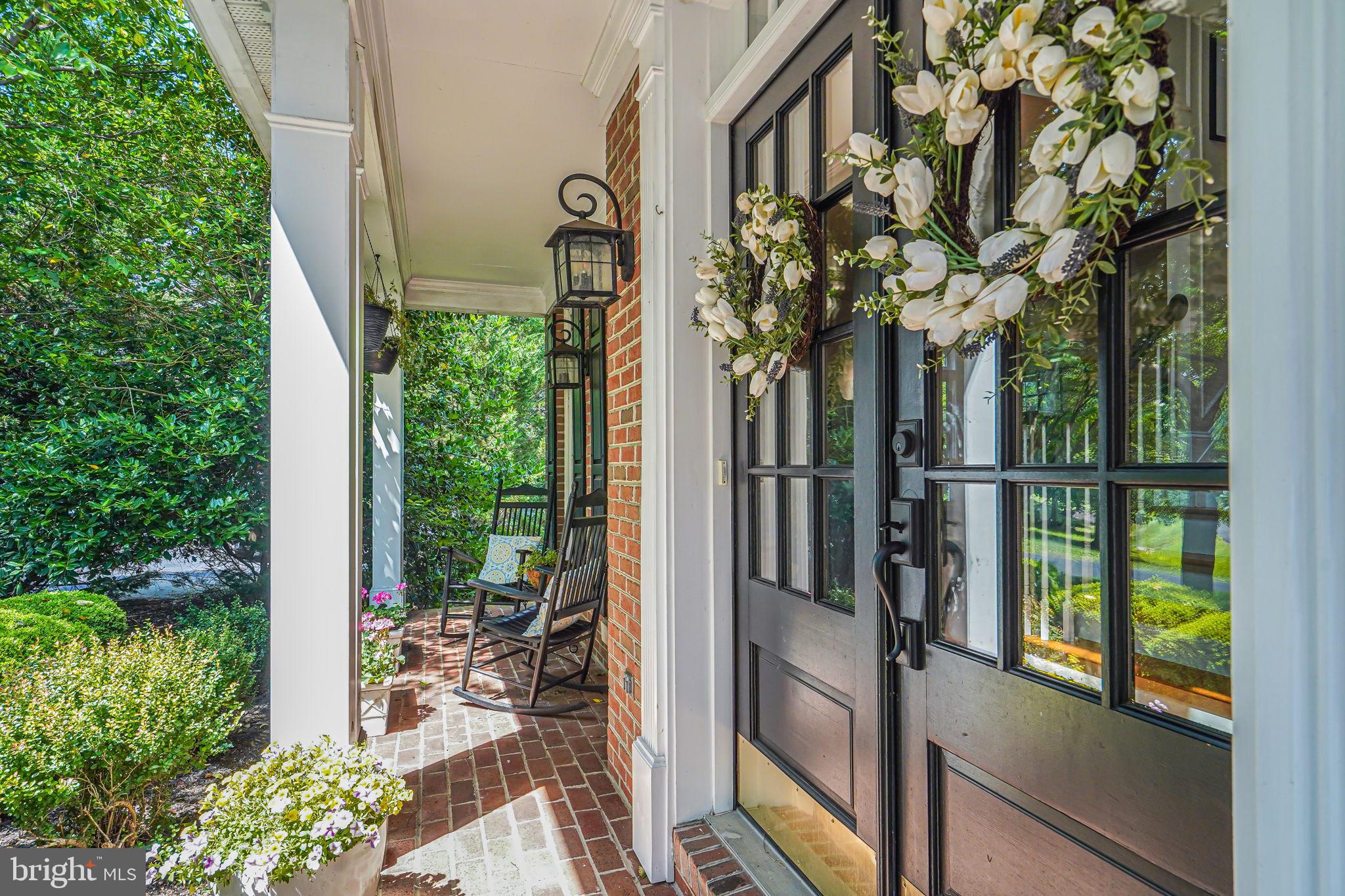 24124 Shady Knoll Cir