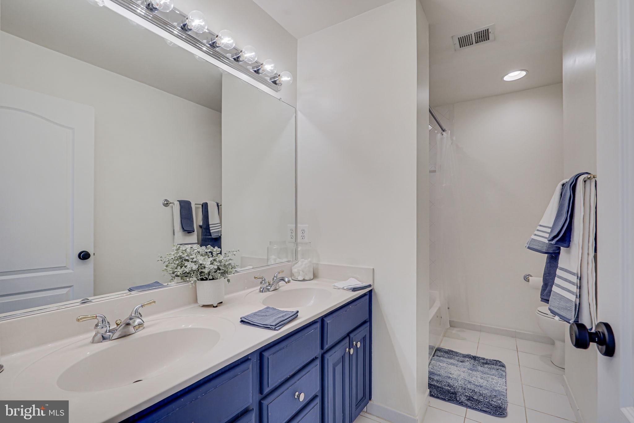 24124 Shady Knoll Cir