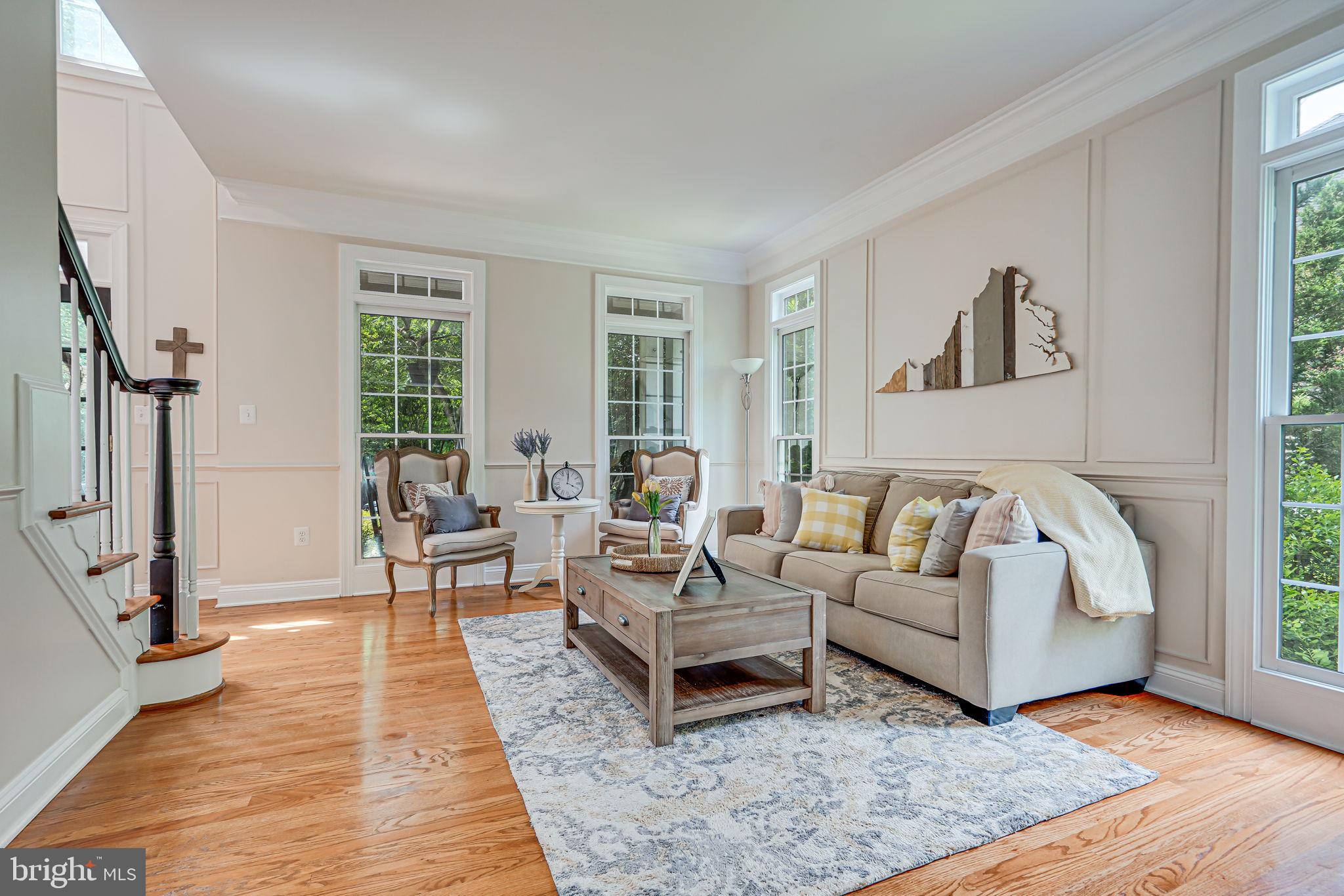 24124 Shady Knoll Cir