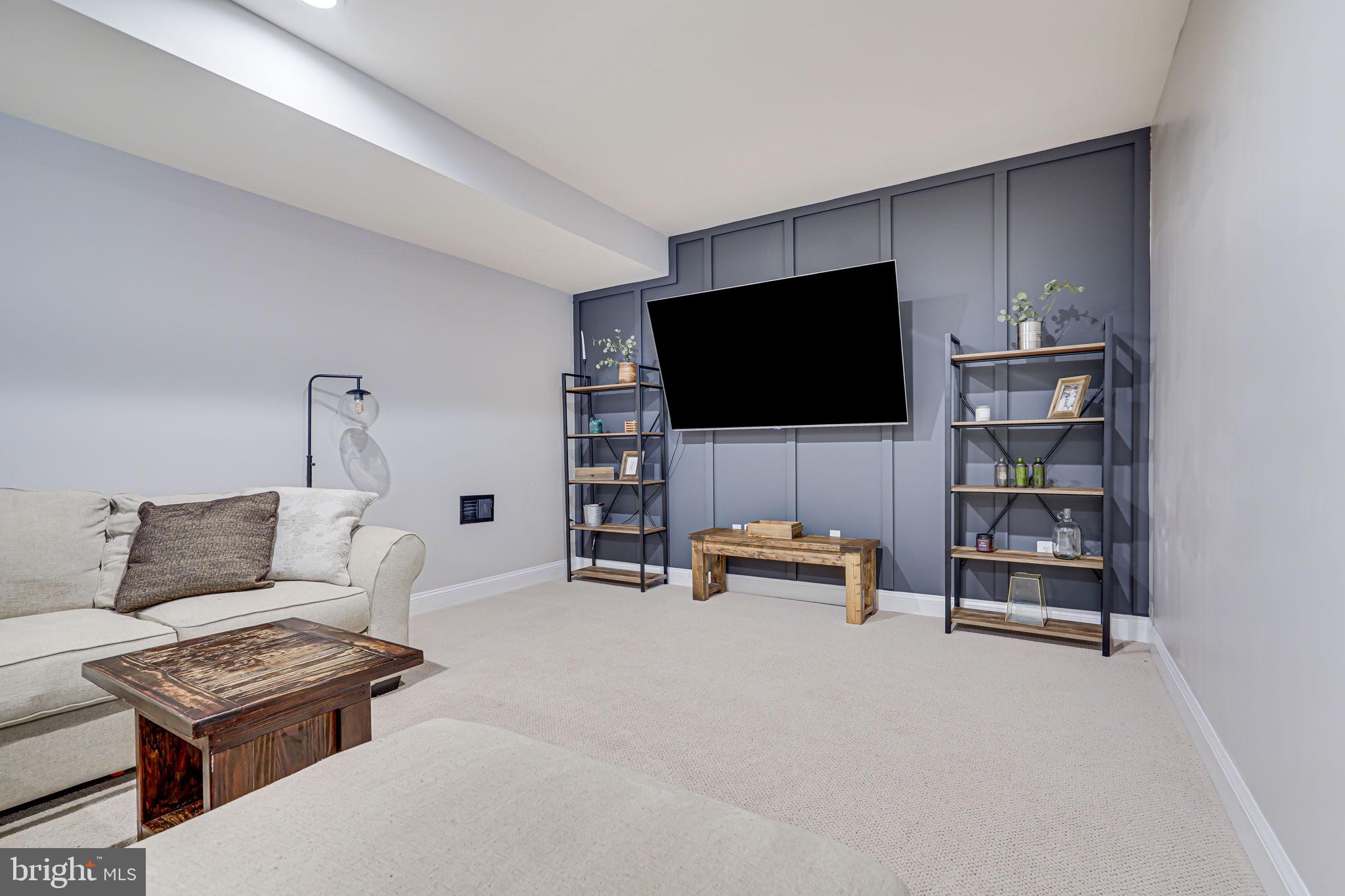 24124 Shady Knoll Cir