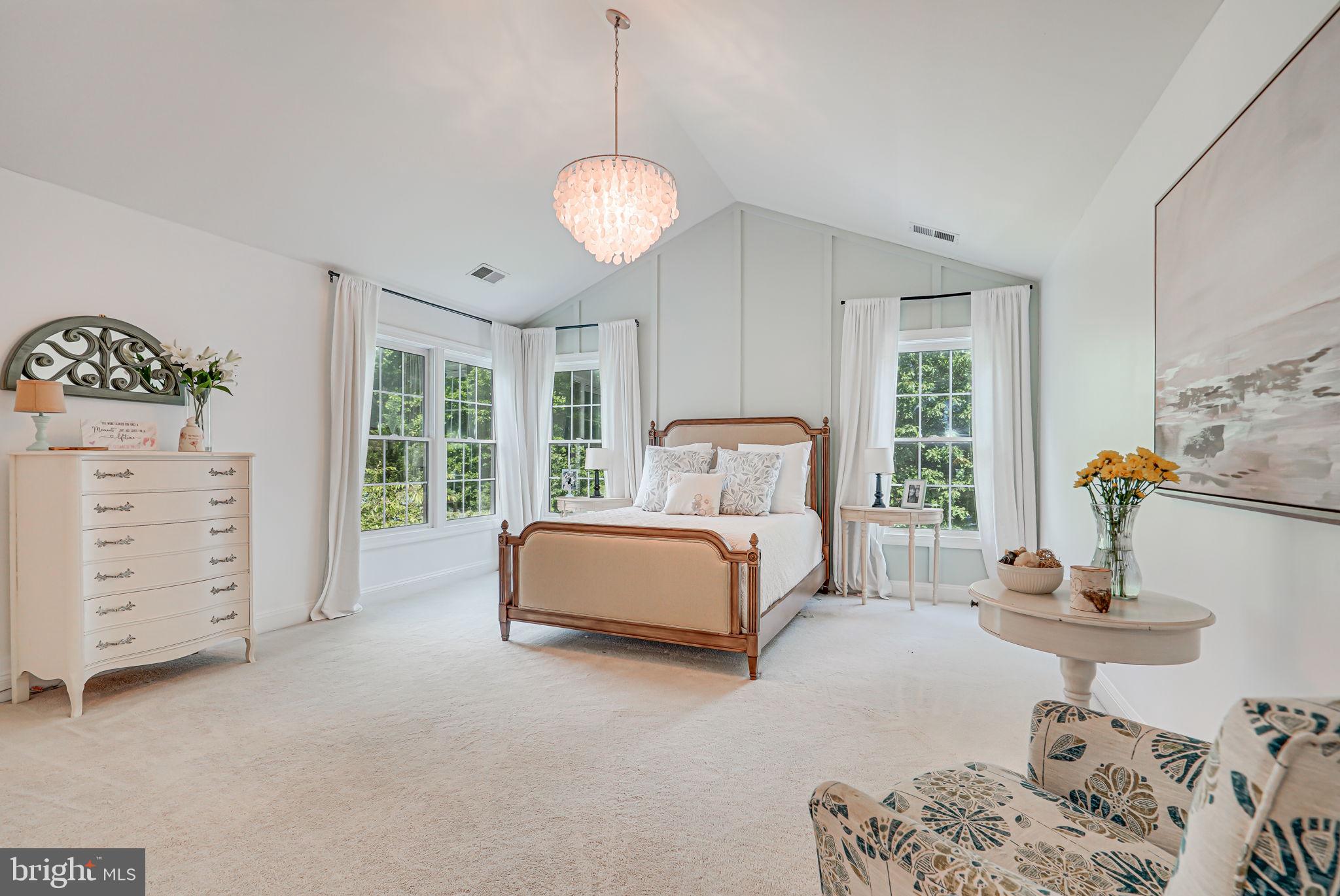 24124 Shady Knoll Cir