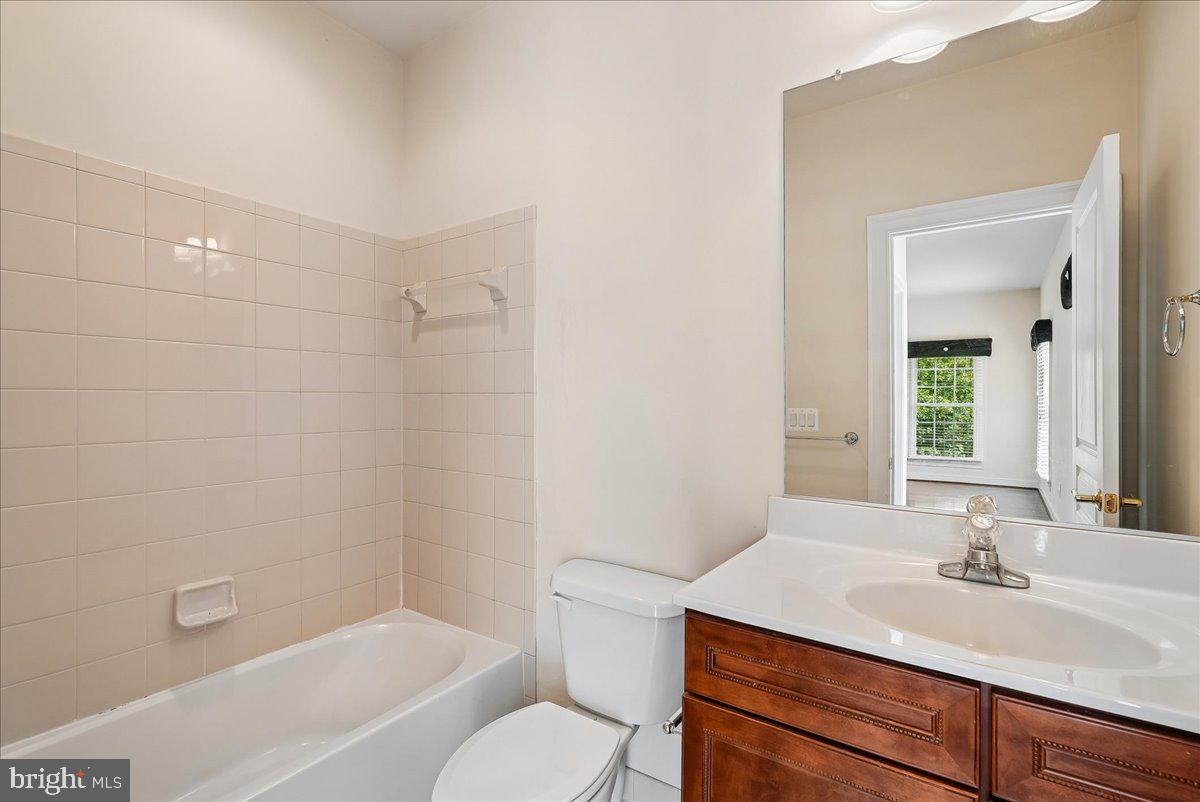 42623 TRAPPE ROCK COURT