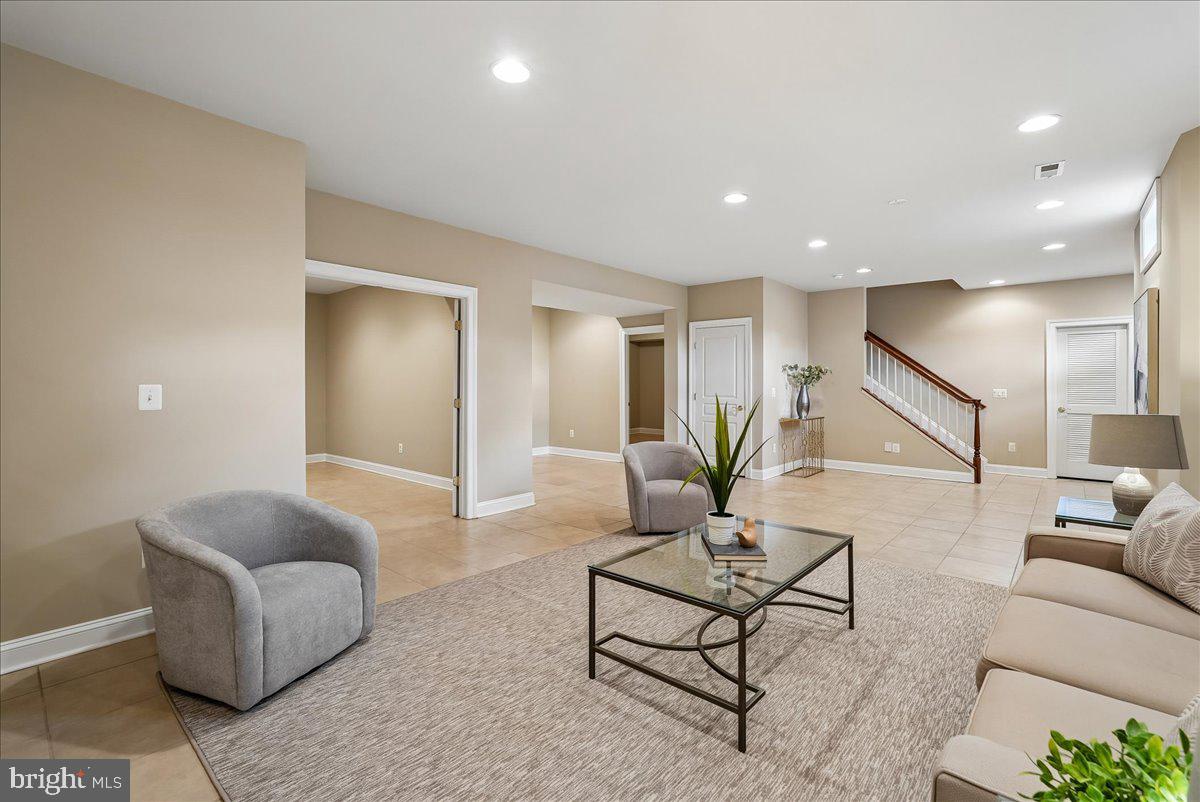 42623 TRAPPE ROCK COURT