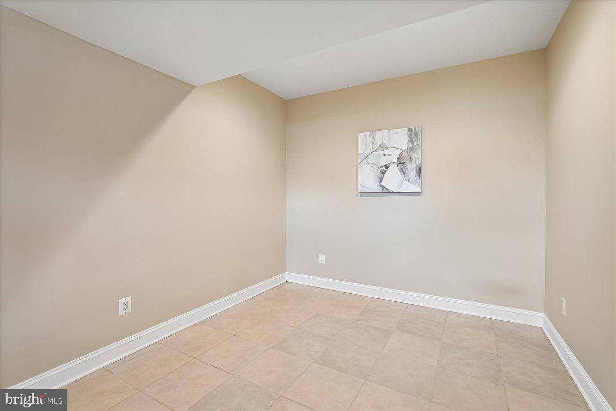 42623 TRAPPE ROCK COURT