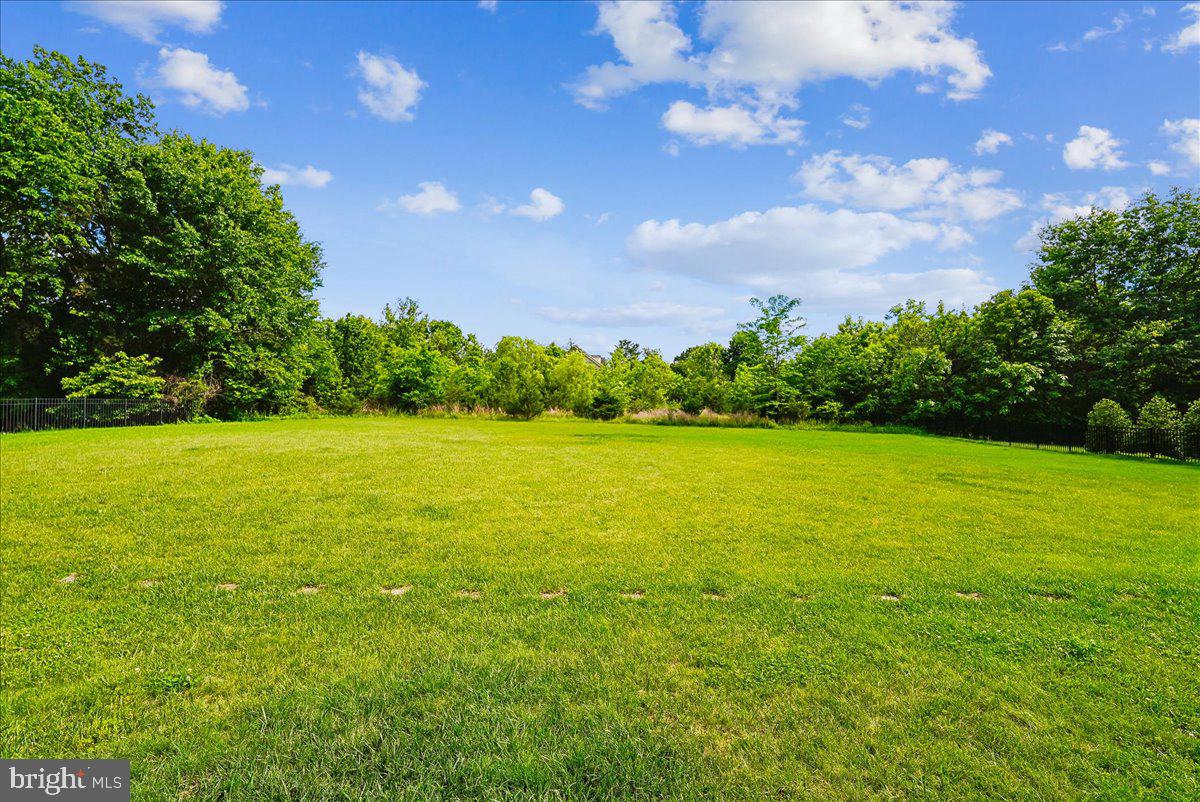42623 TRAPPE ROCK COURT