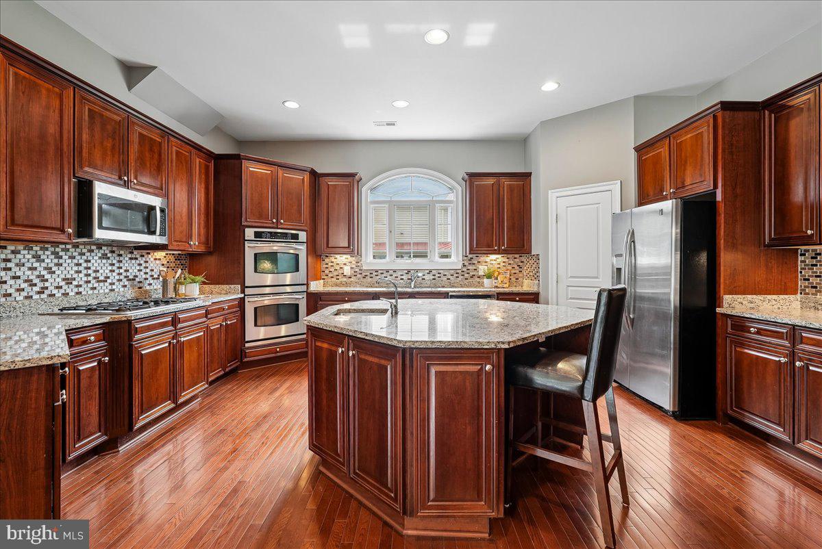 42623 TRAPPE ROCK COURT