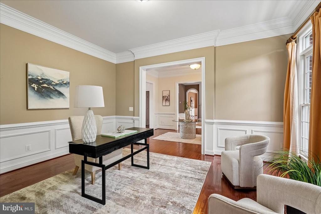 42623 TRAPPE ROCK COURT