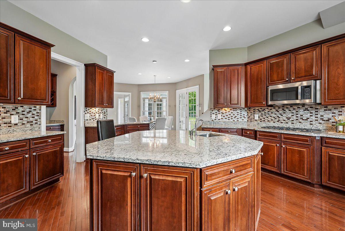 42623 TRAPPE ROCK COURT