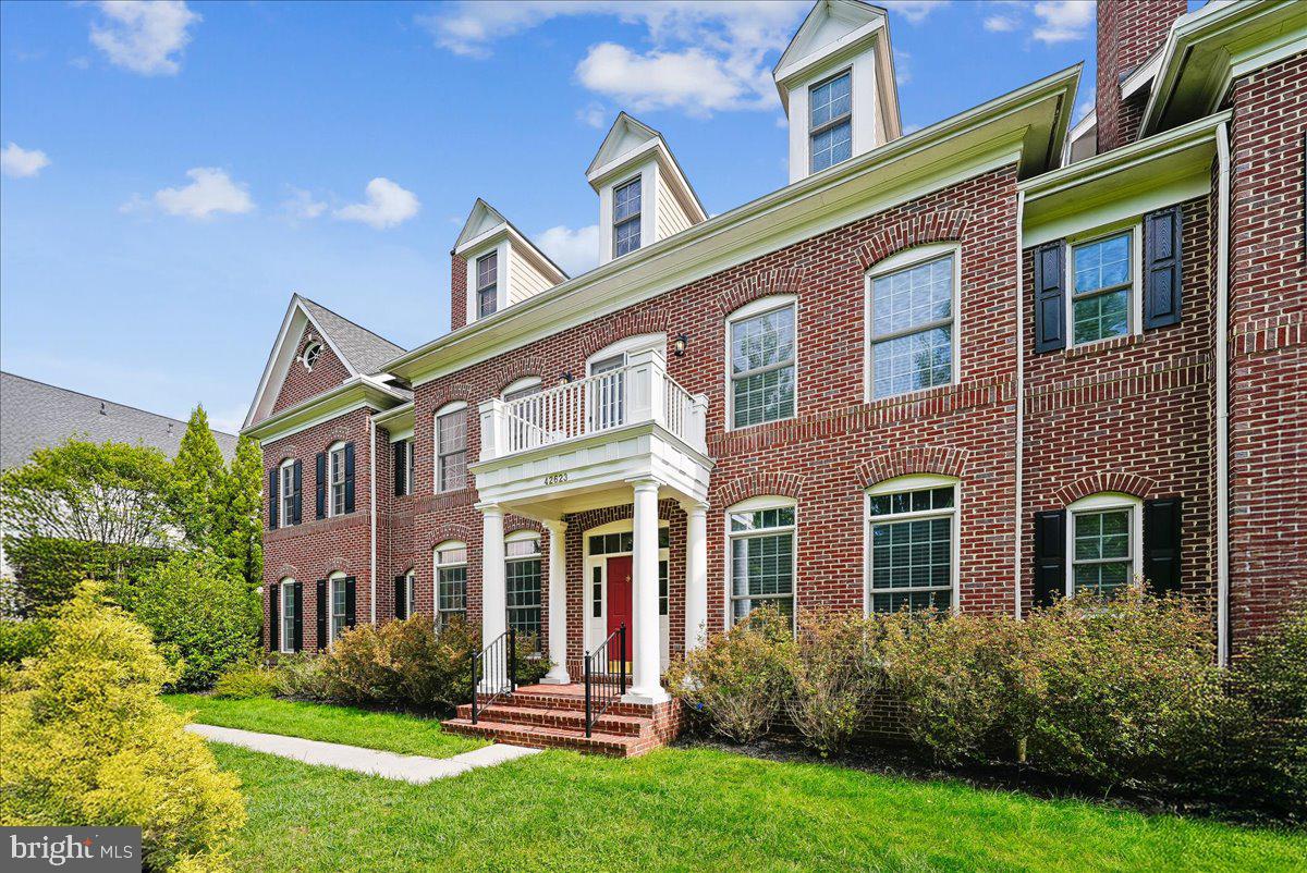 42623 TRAPPE ROCK COURT