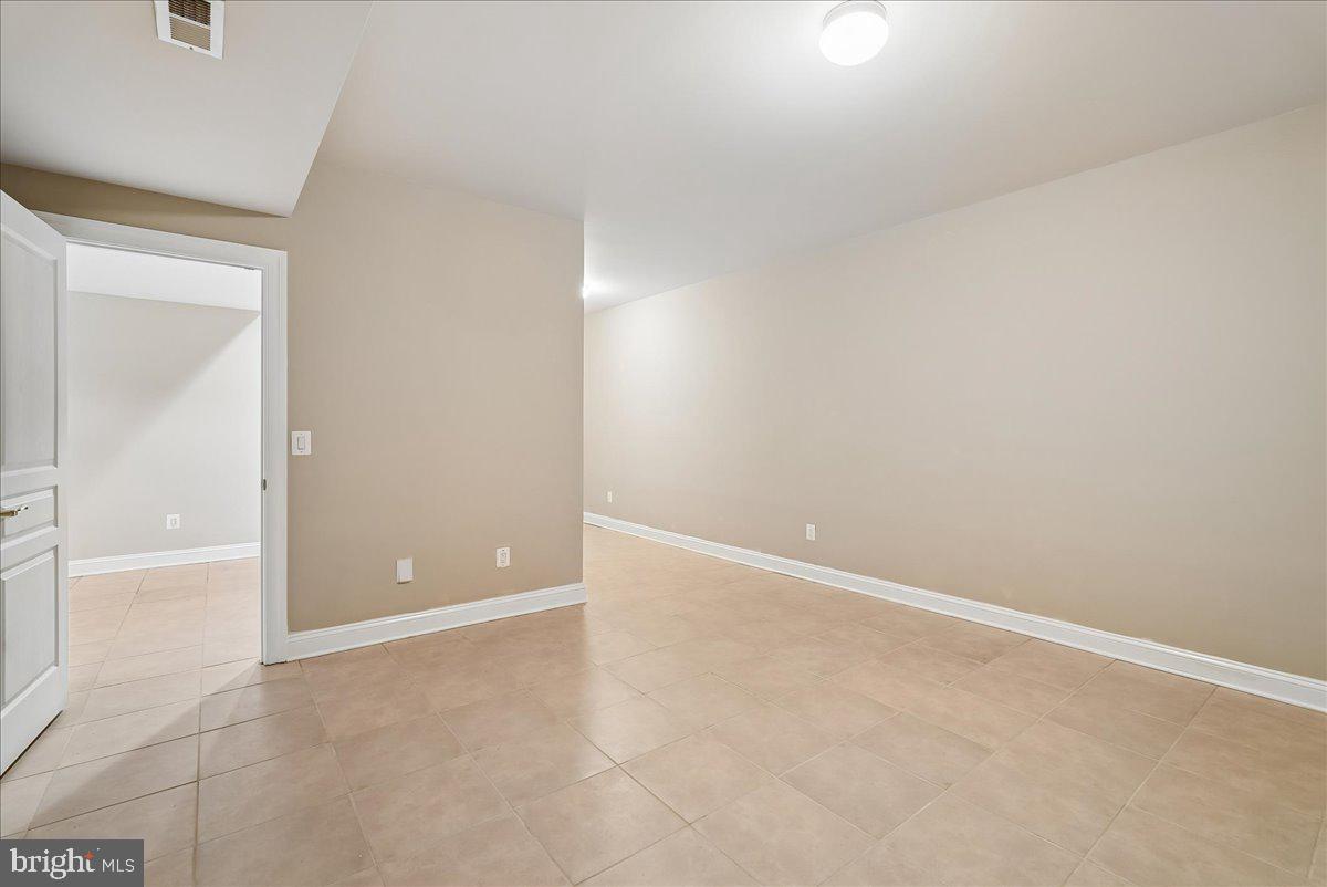 42623 TRAPPE ROCK COURT
