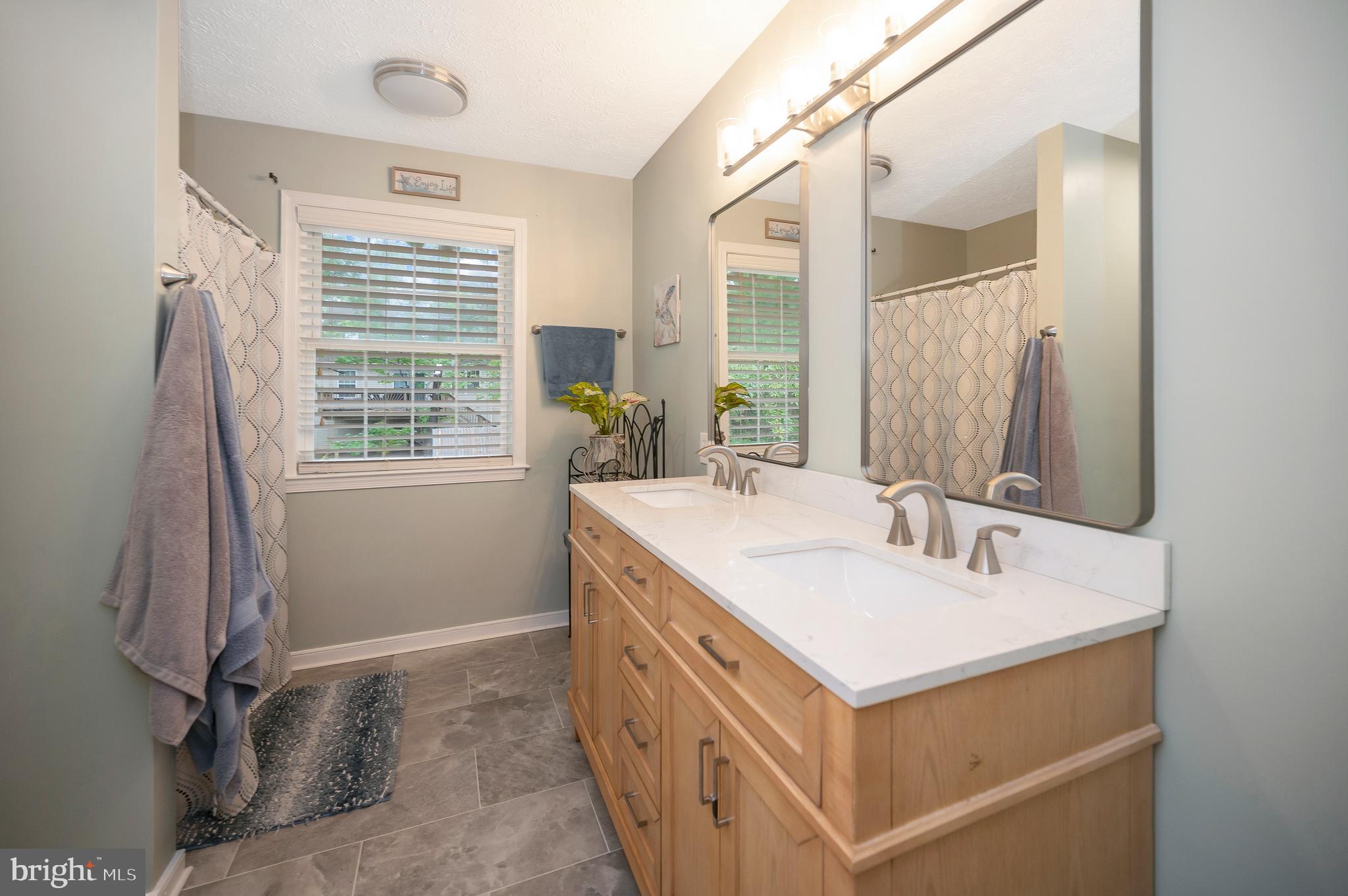 5109 BROOKSHIRE COURT W