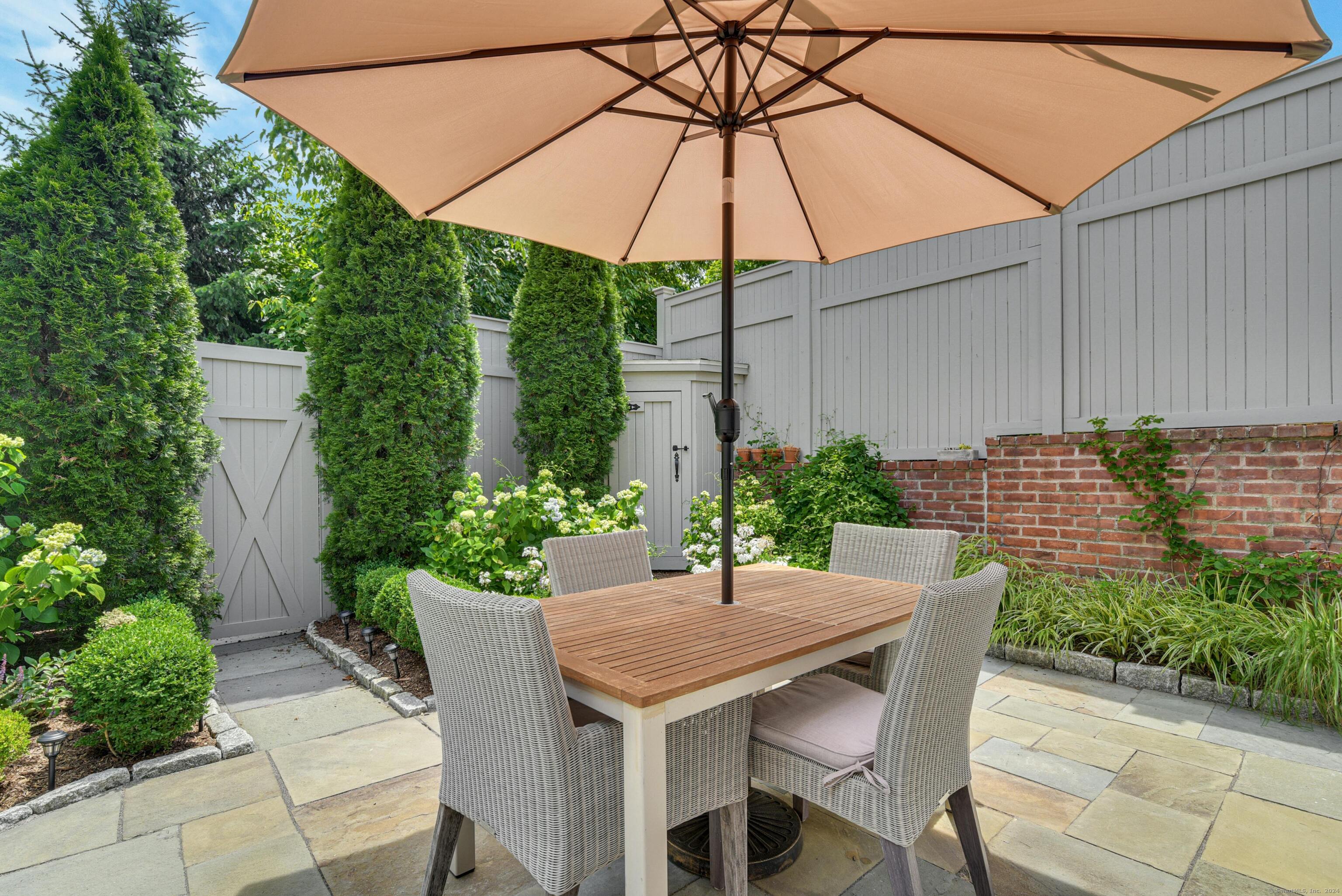 312 Elm Street APT 35