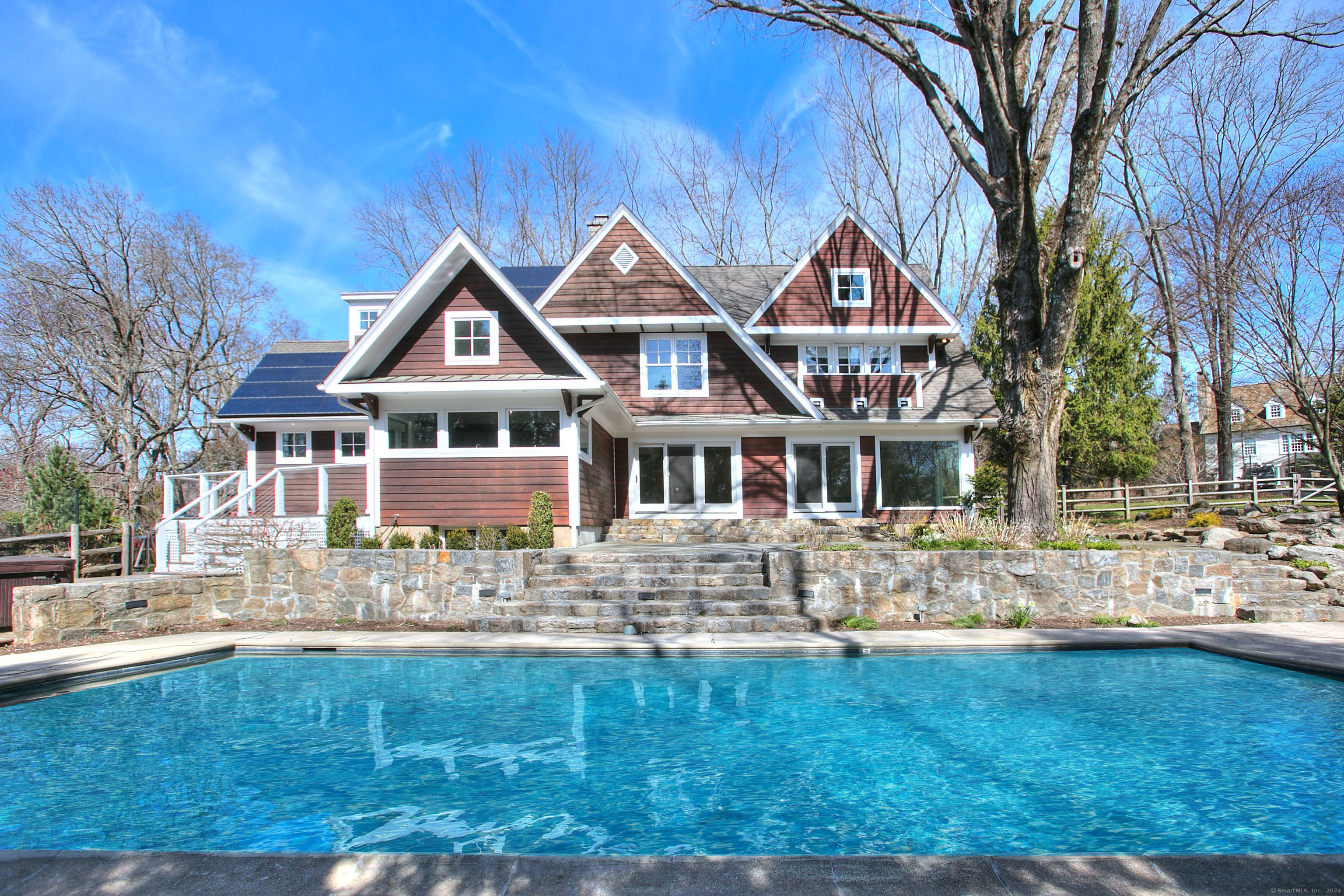 6 Lantern Hill Road