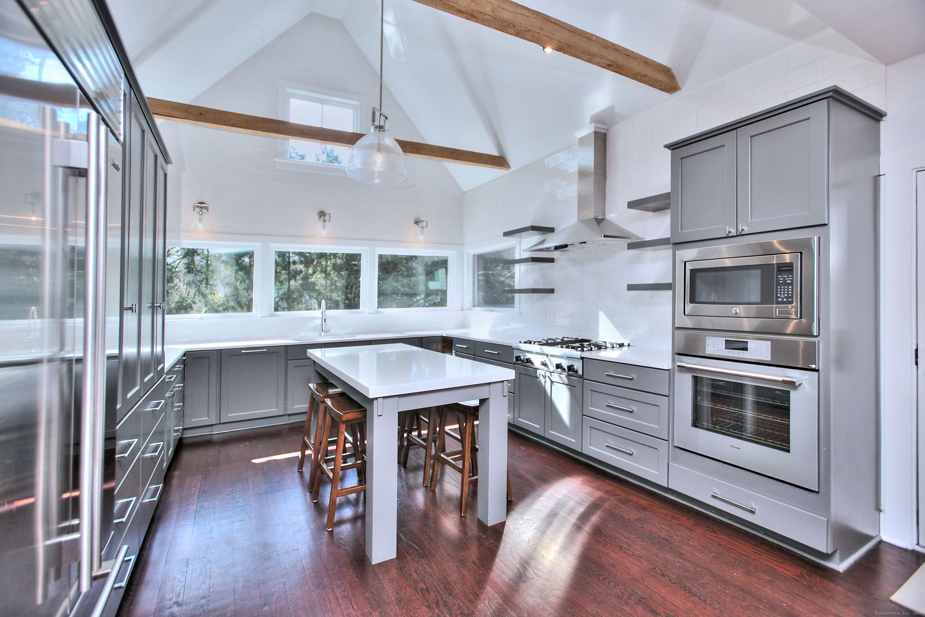 6 Lantern Hill Road