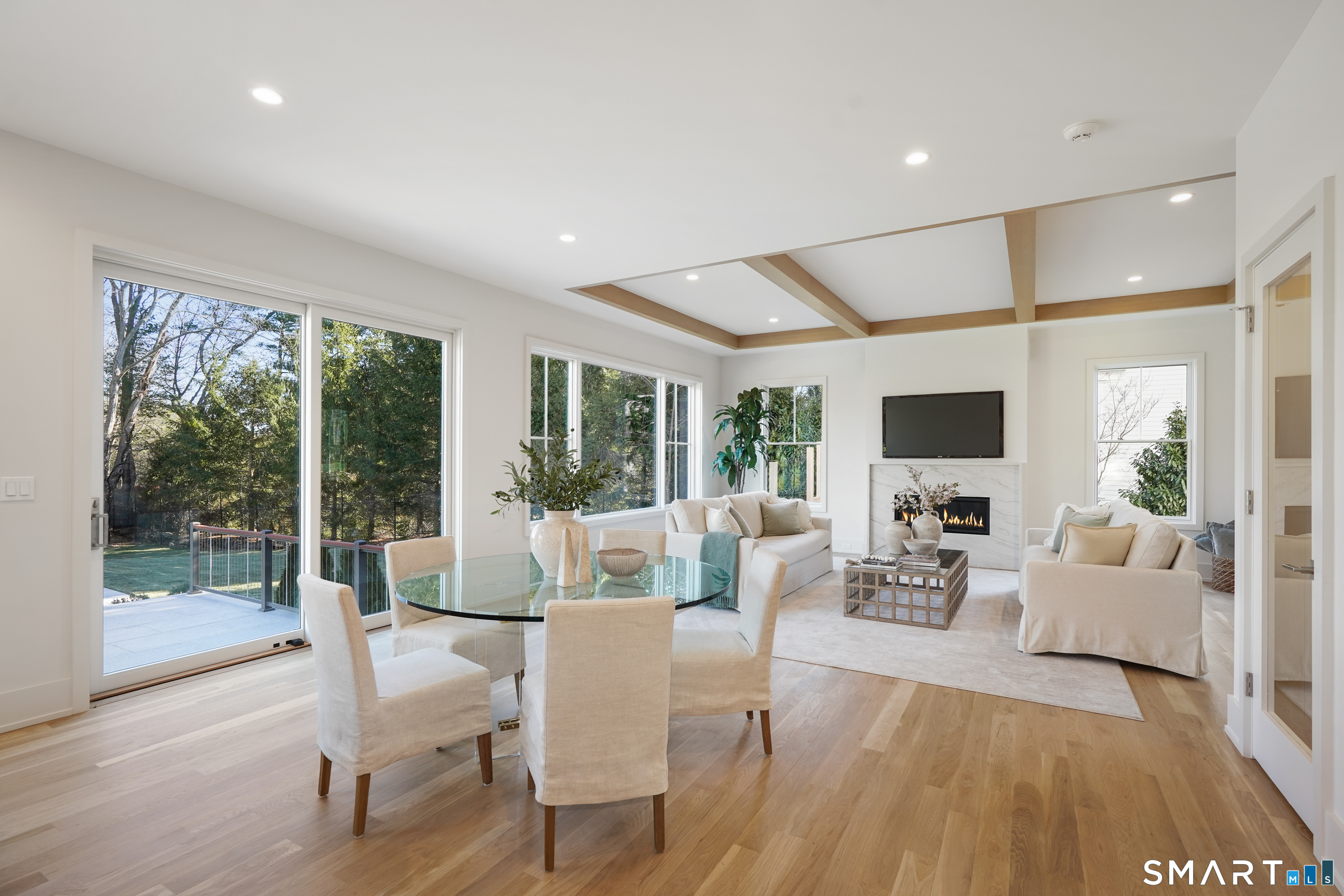 18 Woodhill Road