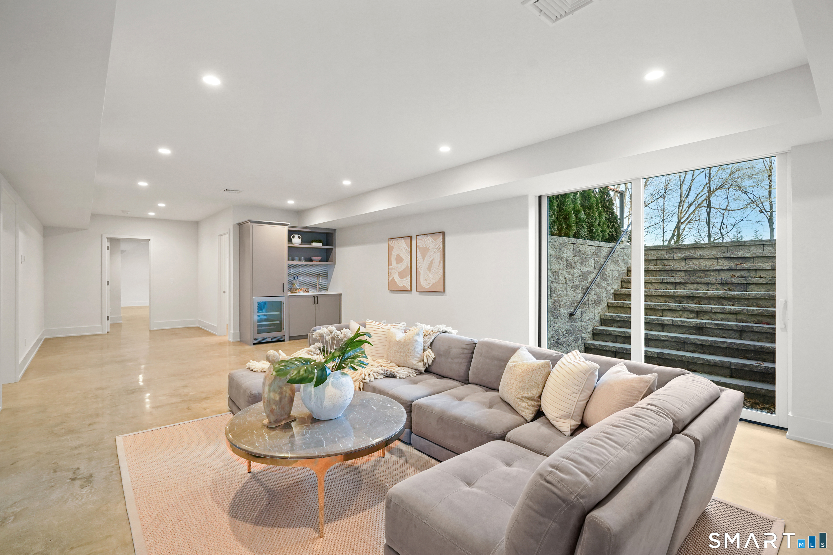 18 Woodhill Road