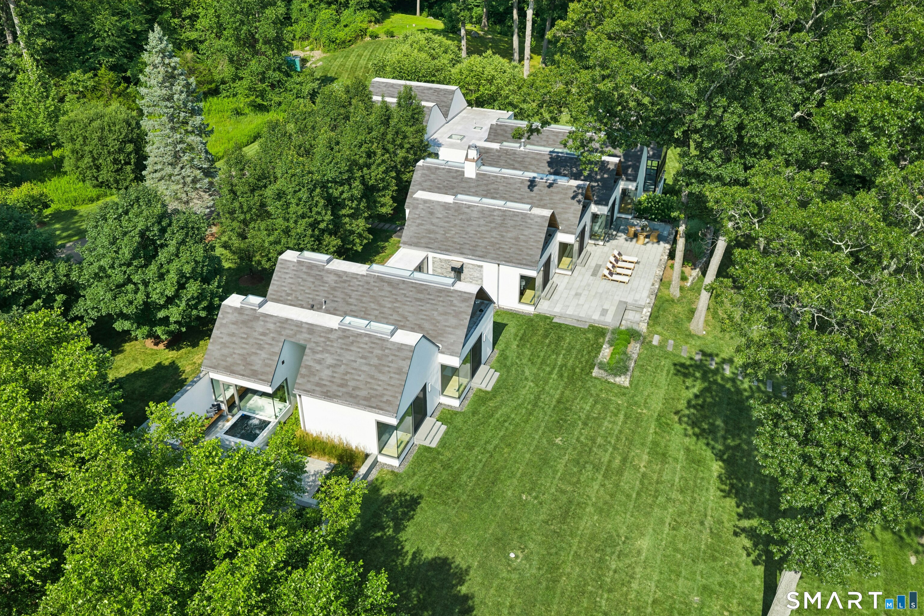 10 Dragonwood Lane