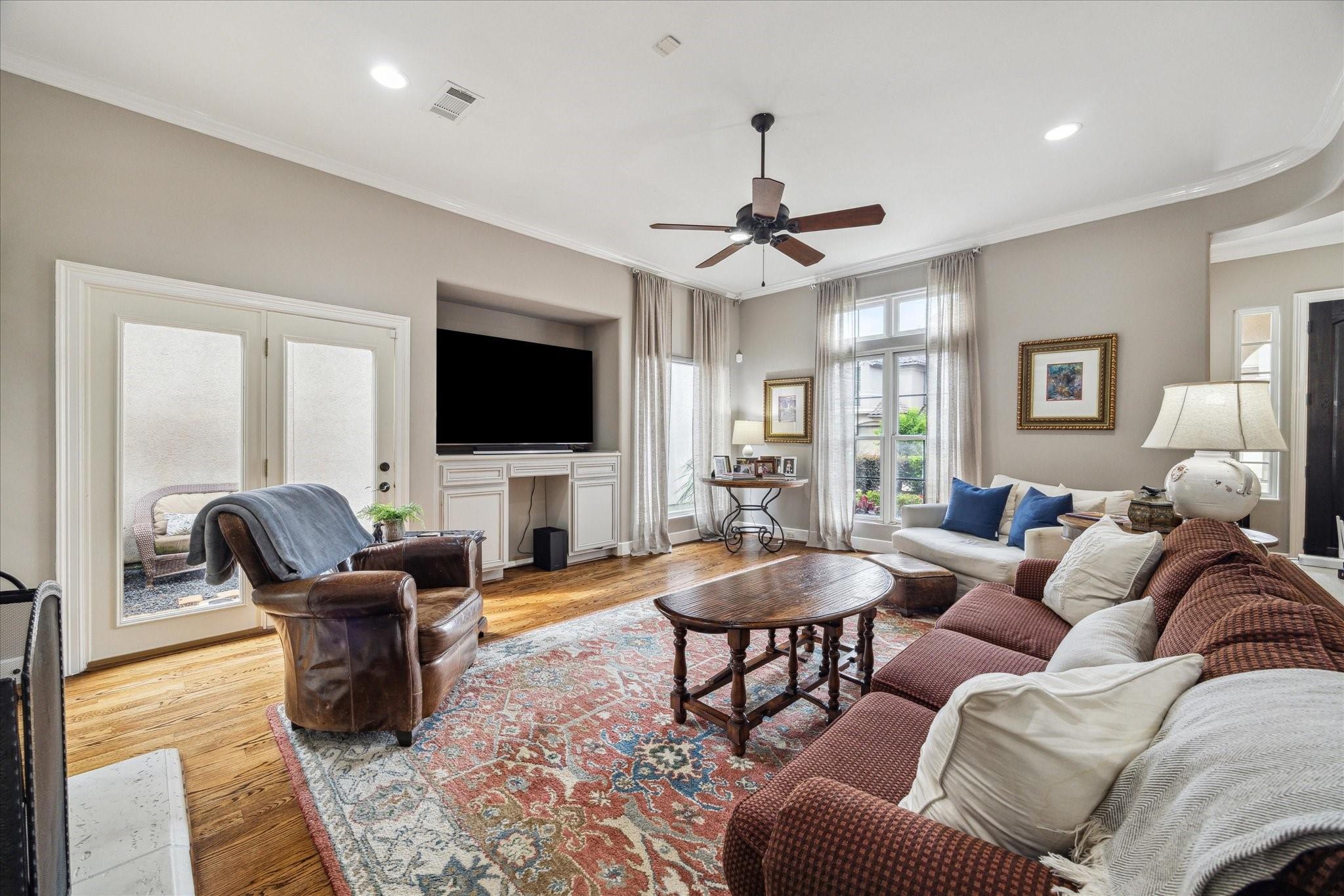 2727 Stuart Manor Manor