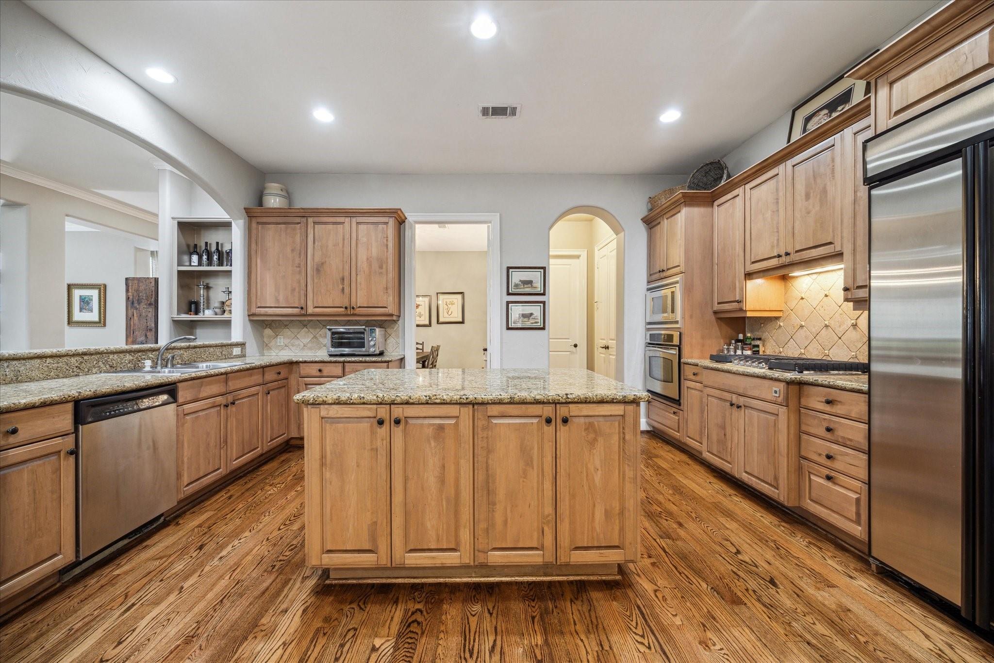 2727 Stuart Manor Manor