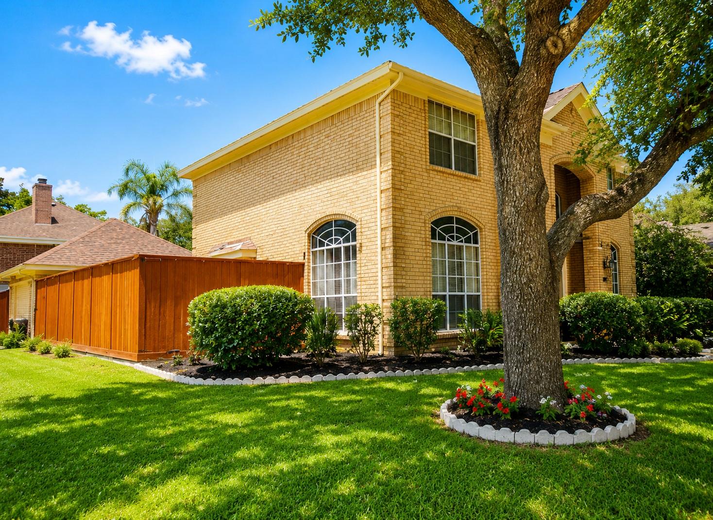 14218 Swallowfield Drive