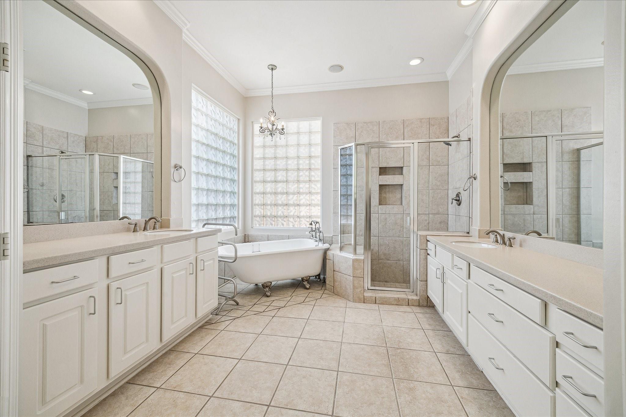 3215 Loblolly Pines Way