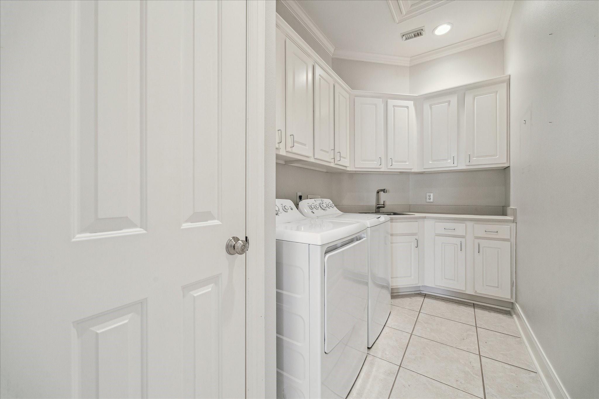 3215 Loblolly Pines Way