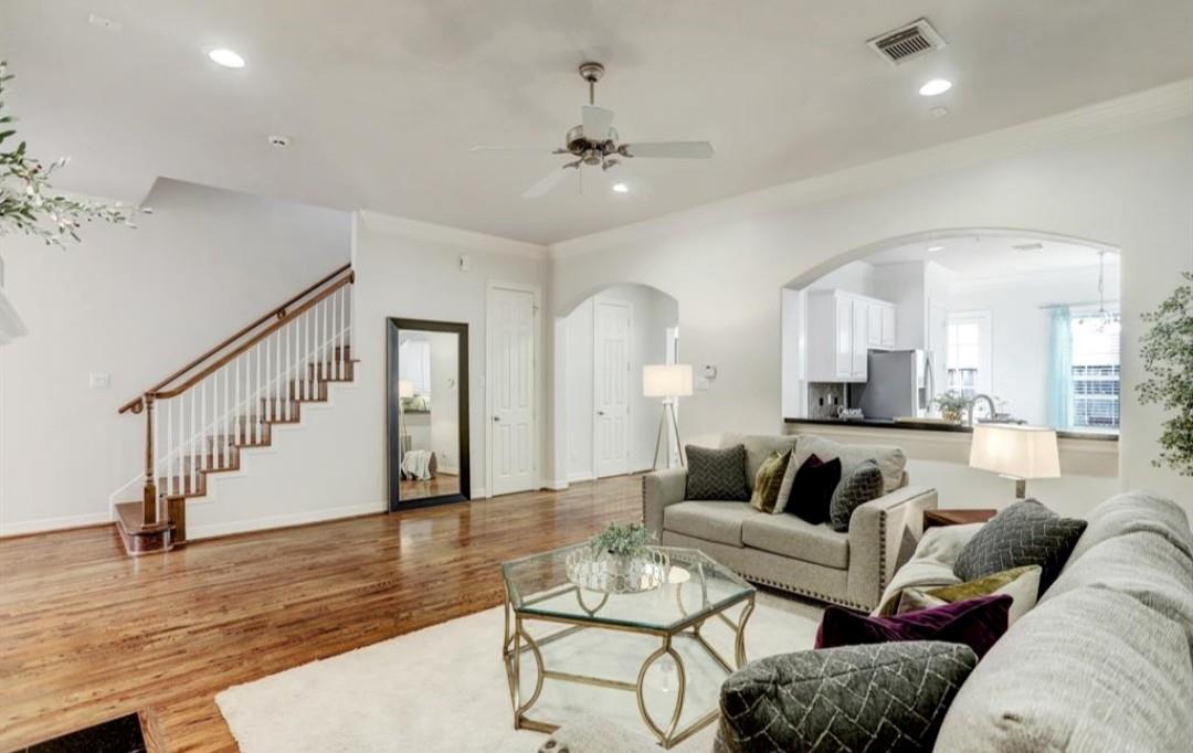 1506 Shady Villa Fern